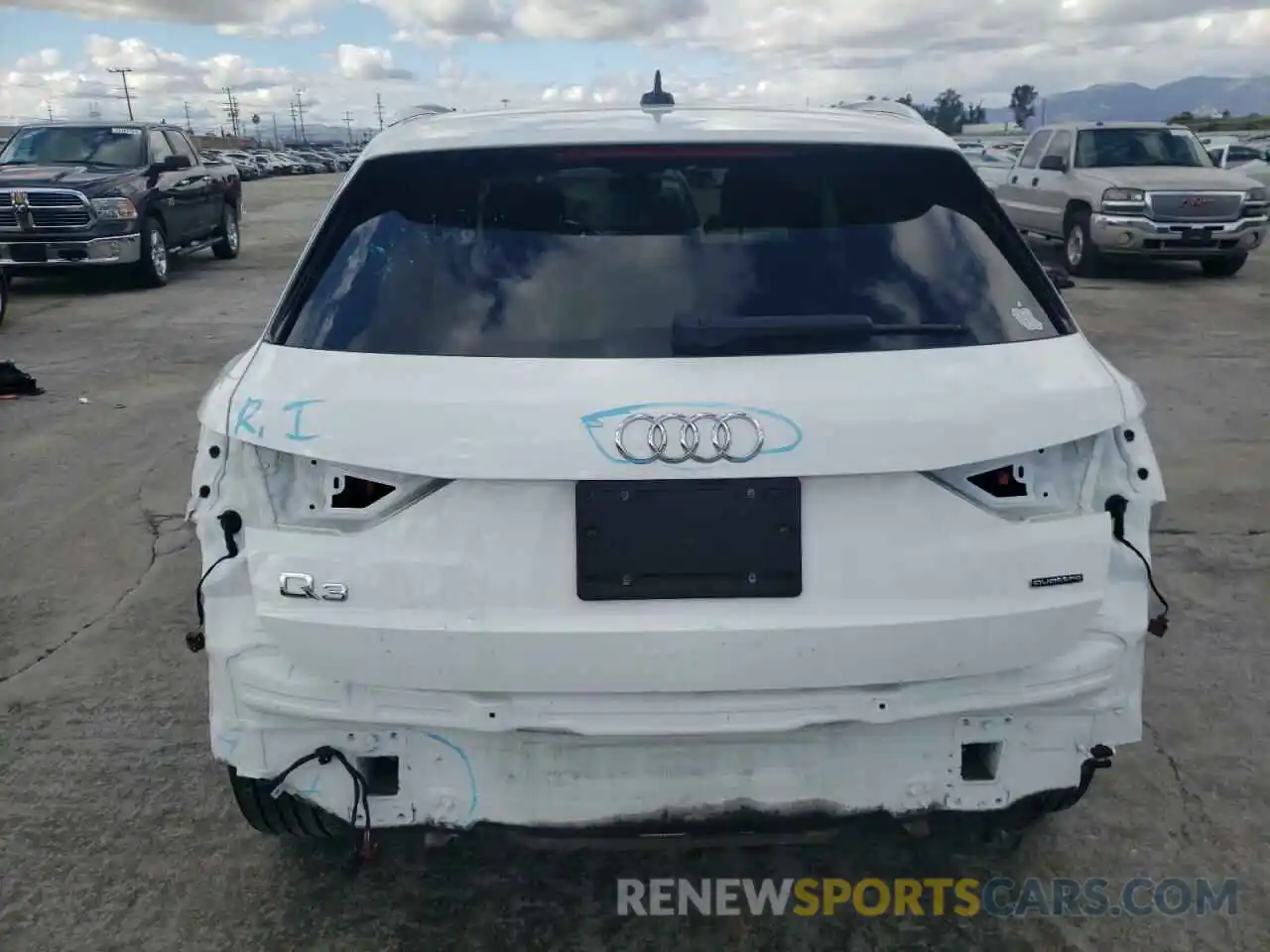 6 Фотография поврежденного автомобиля WA1EECF30M1119333 AUDI Q3 2021