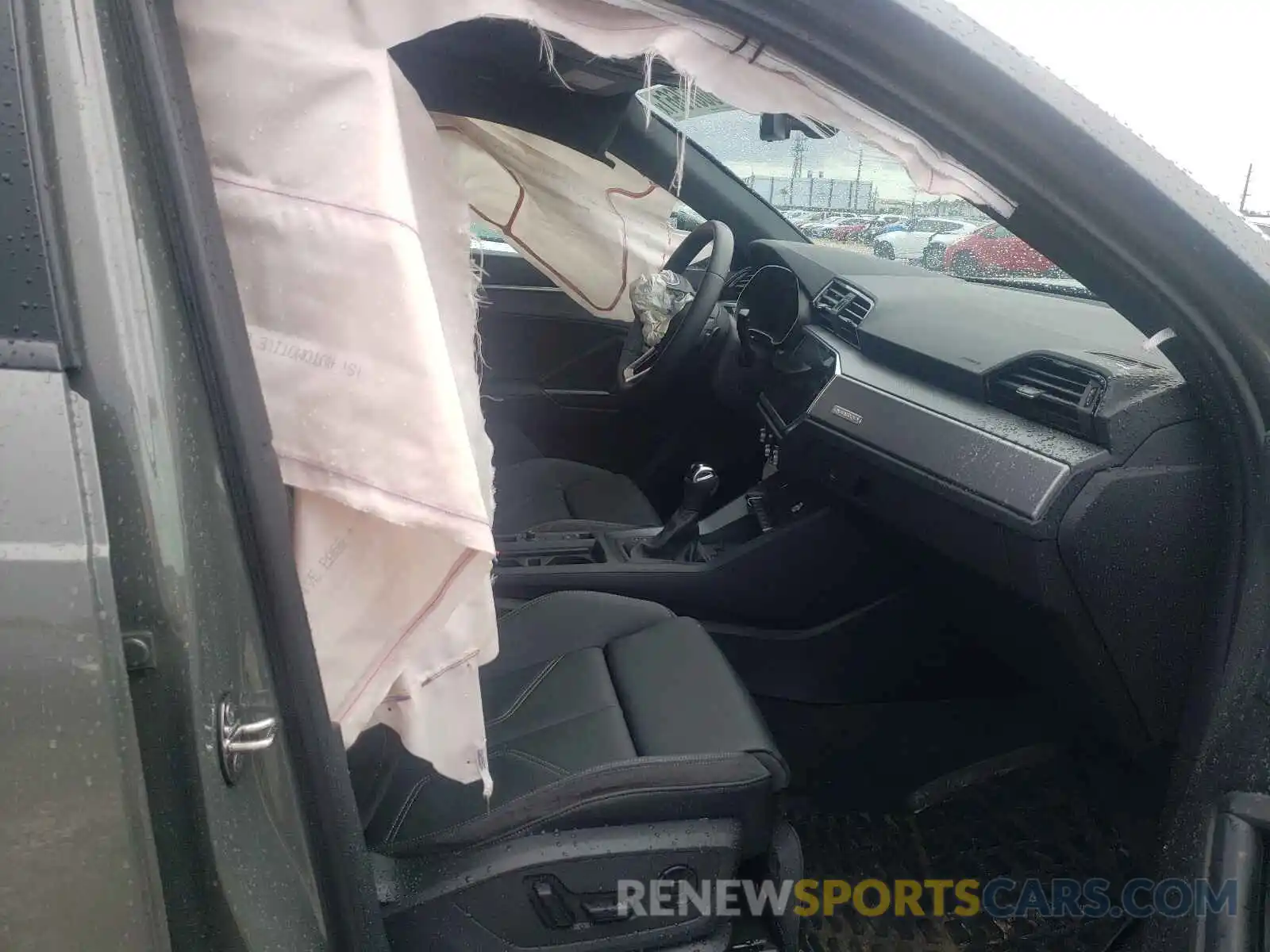 5 Photograph of a damaged car WA1EECF30M1142496 AUDI Q3 2021