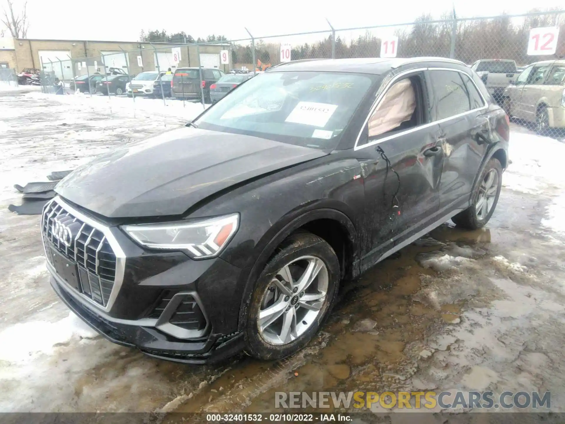 2 Photograph of a damaged car WA1EECF31M1019810 AUDI Q3 2021