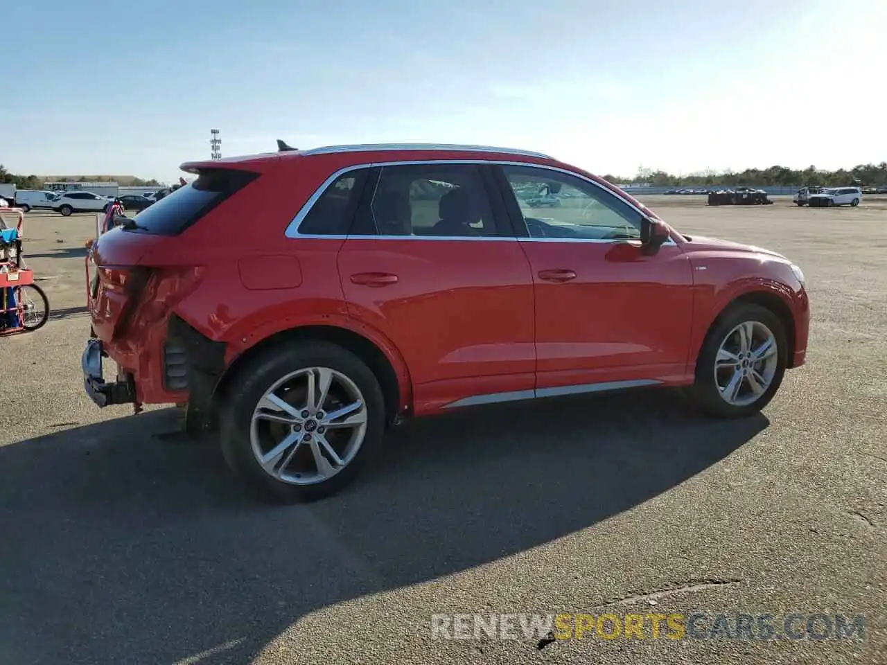 3 Photograph of a damaged car WA1EECF31M1097598 AUDI Q3 2021