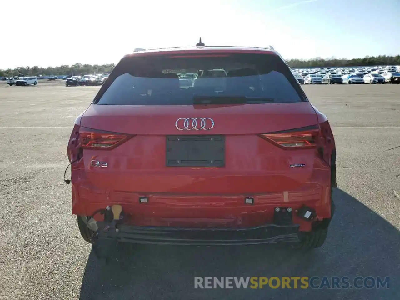 6 Photograph of a damaged car WA1EECF31M1097598 AUDI Q3 2021