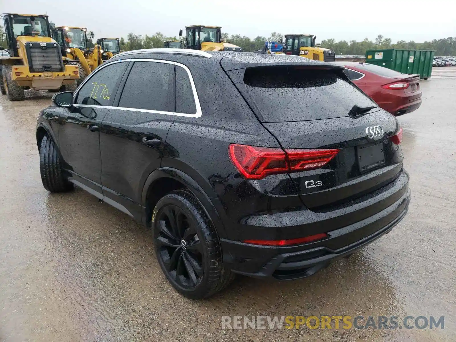 3 Фотография поврежденного автомобиля WA1EECF31M1113198 AUDI Q3 2021