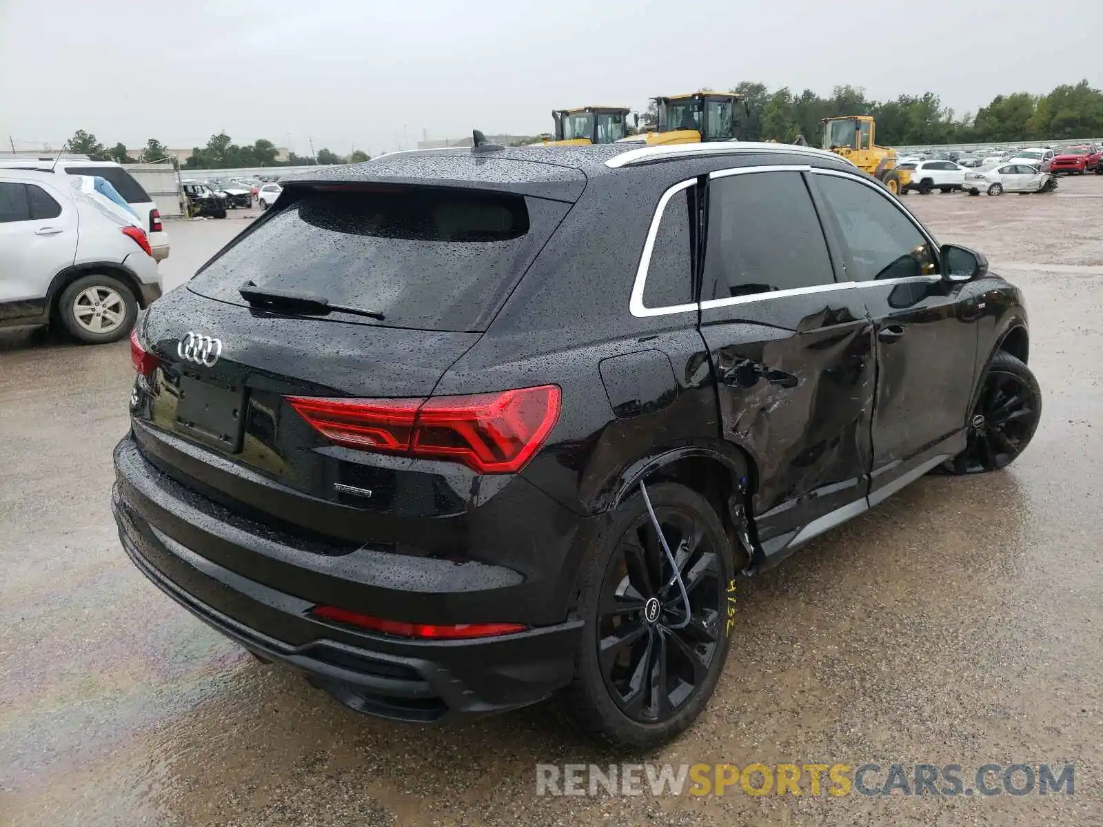 4 Фотография поврежденного автомобиля WA1EECF31M1113198 AUDI Q3 2021