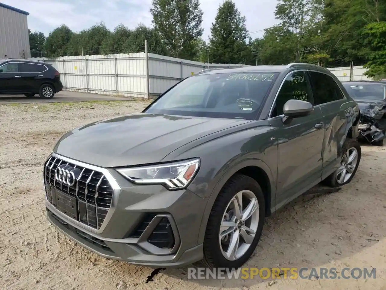 2 Photograph of a damaged car WA1EECF31M1157735 AUDI Q3 2021