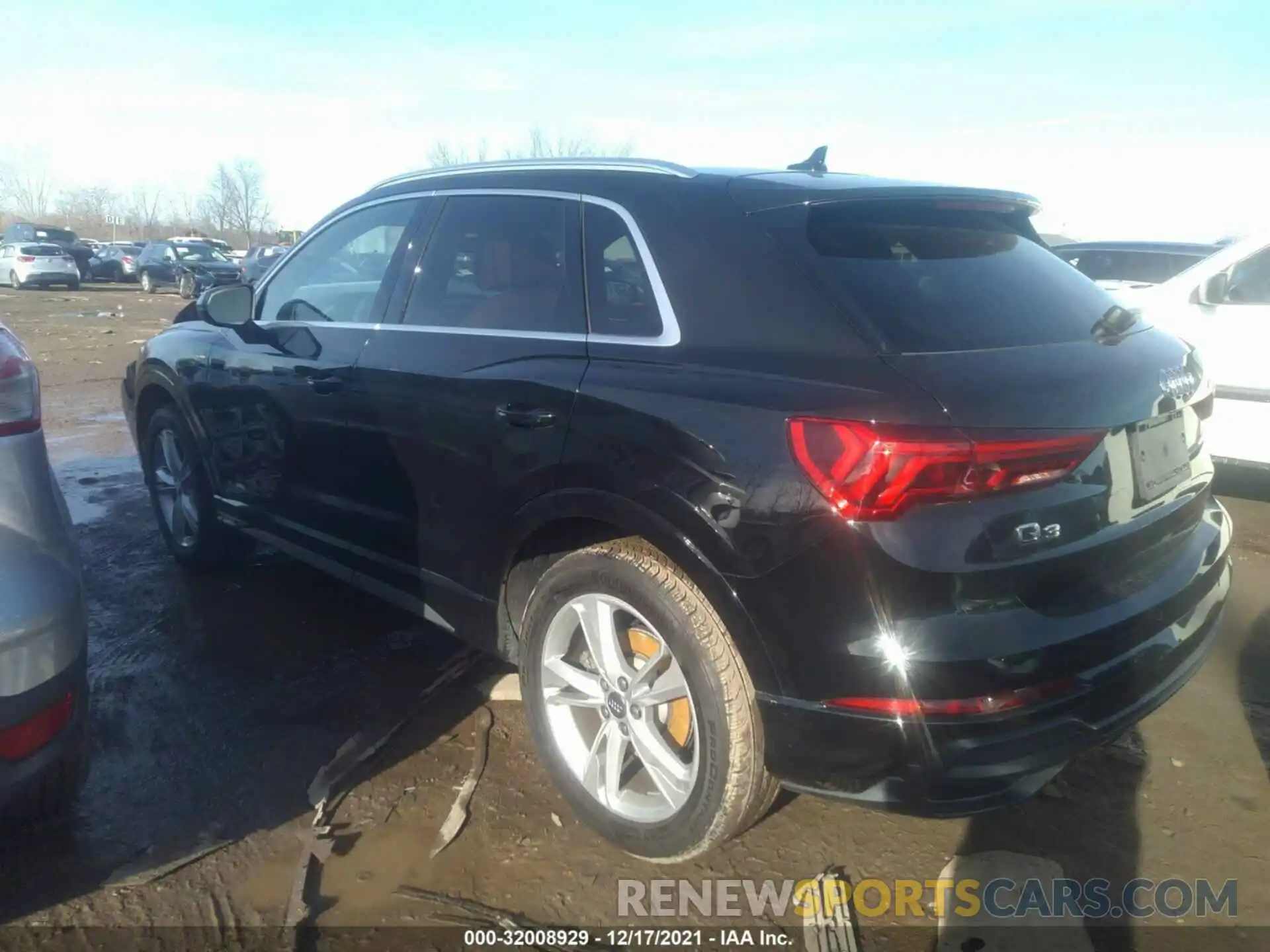 3 Photograph of a damaged car WA1EECF32M1001705 AUDI Q3 2021