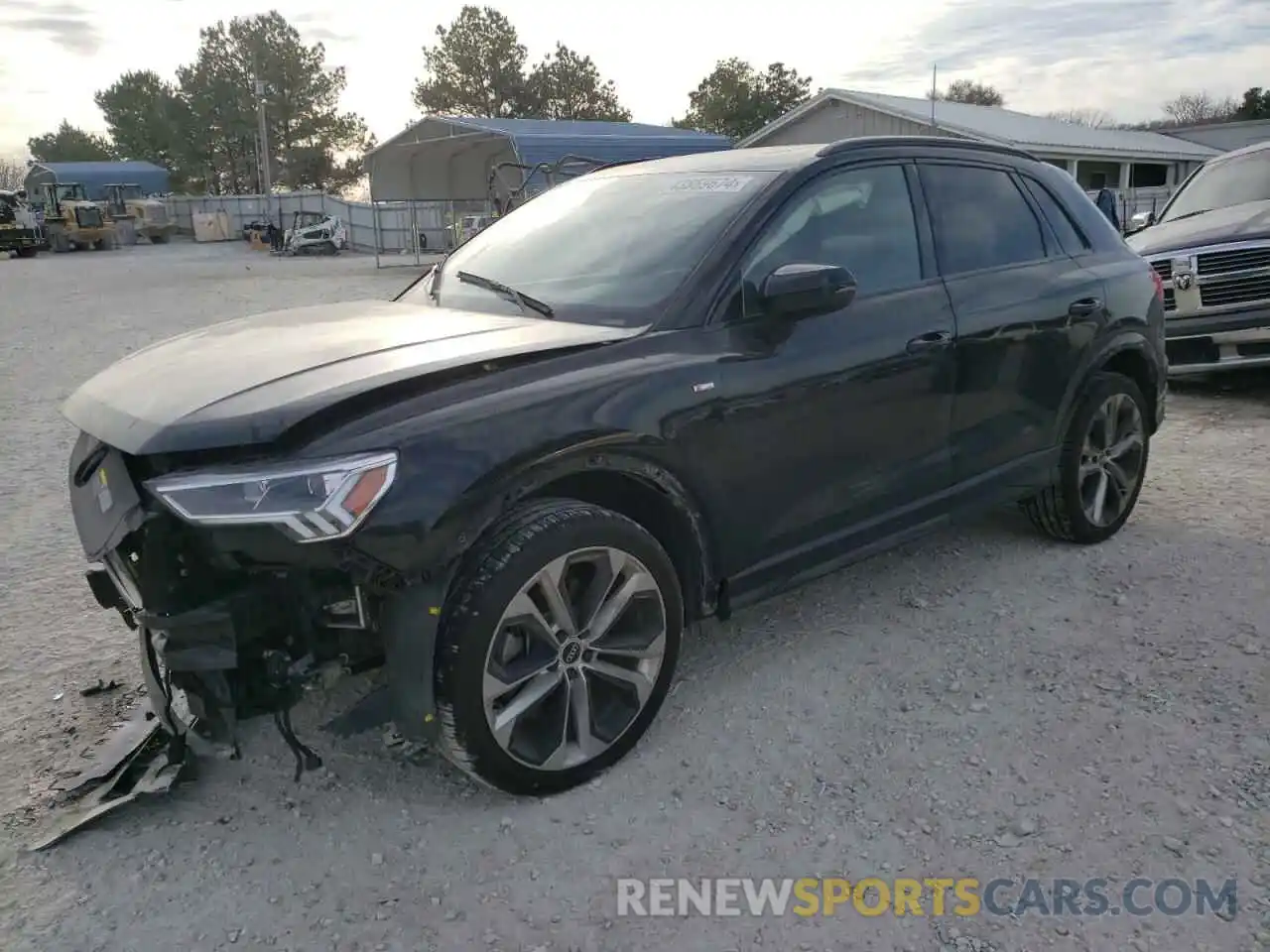 1 Photograph of a damaged car WA1EECF32M1018276 AUDI Q3 2021