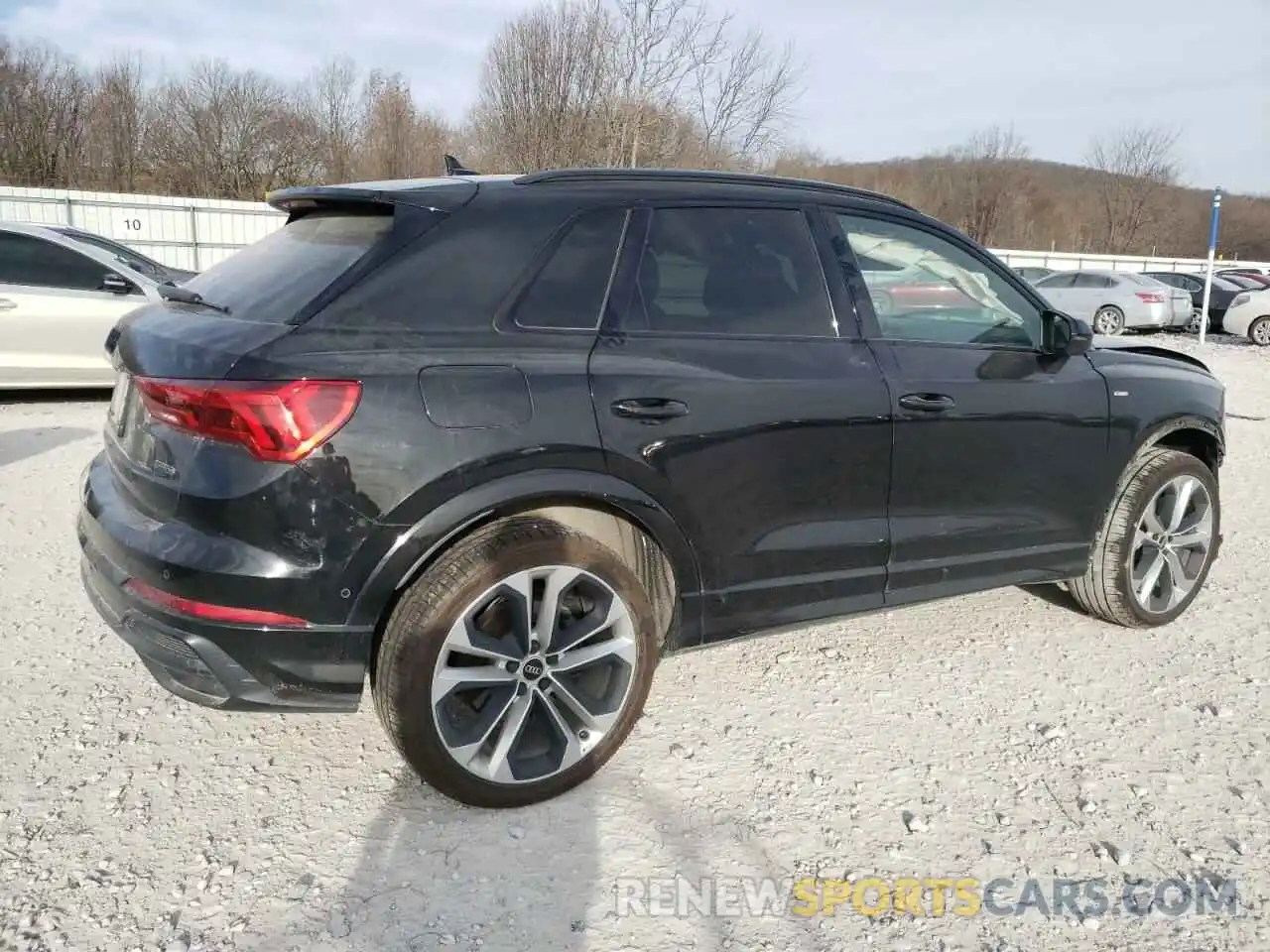 3 Фотография поврежденного автомобиля WA1EECF32M1018276 AUDI Q3 2021