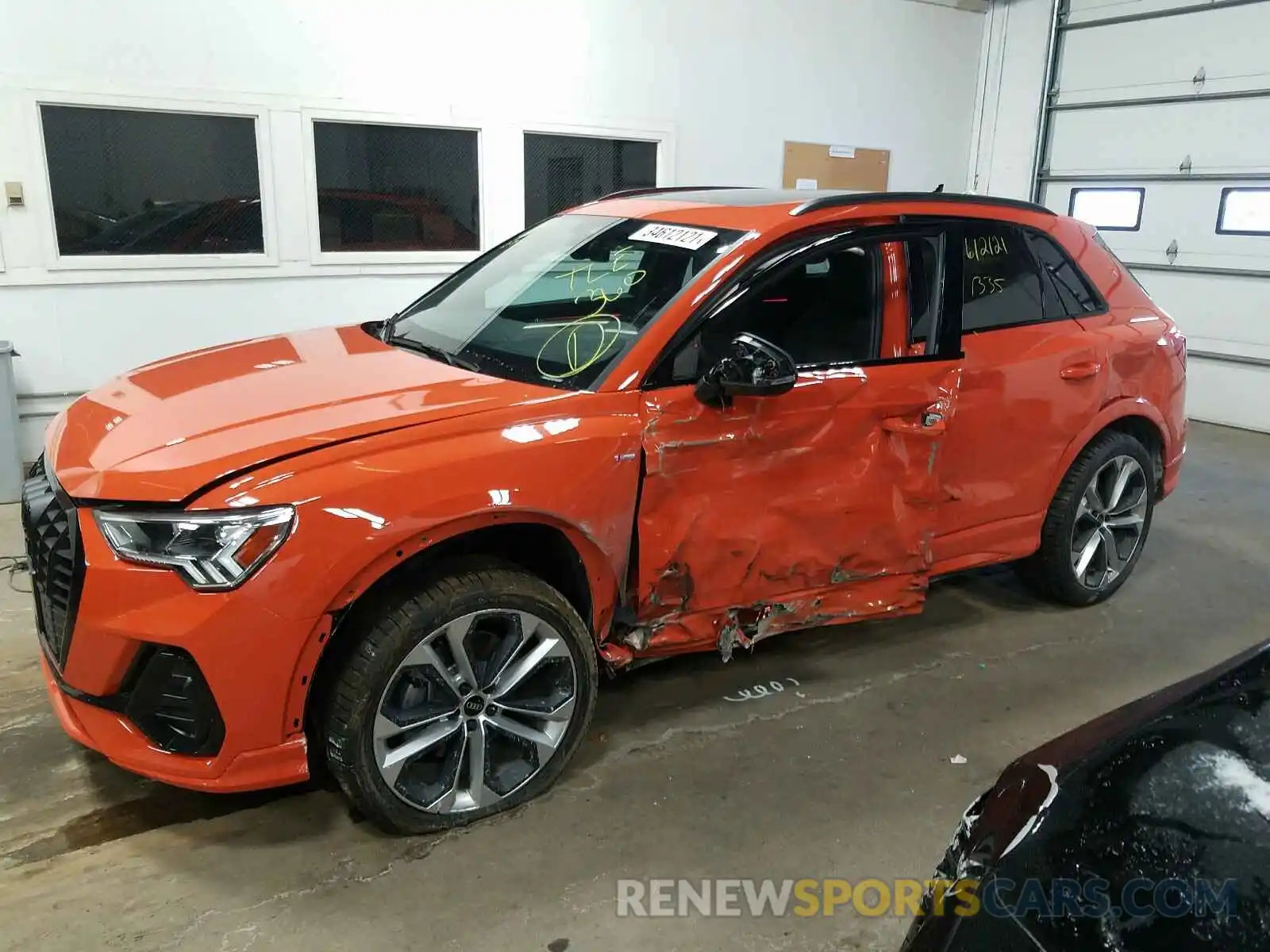 9 Photograph of a damaged car WA1EECF32M1018505 AUDI Q3 2021