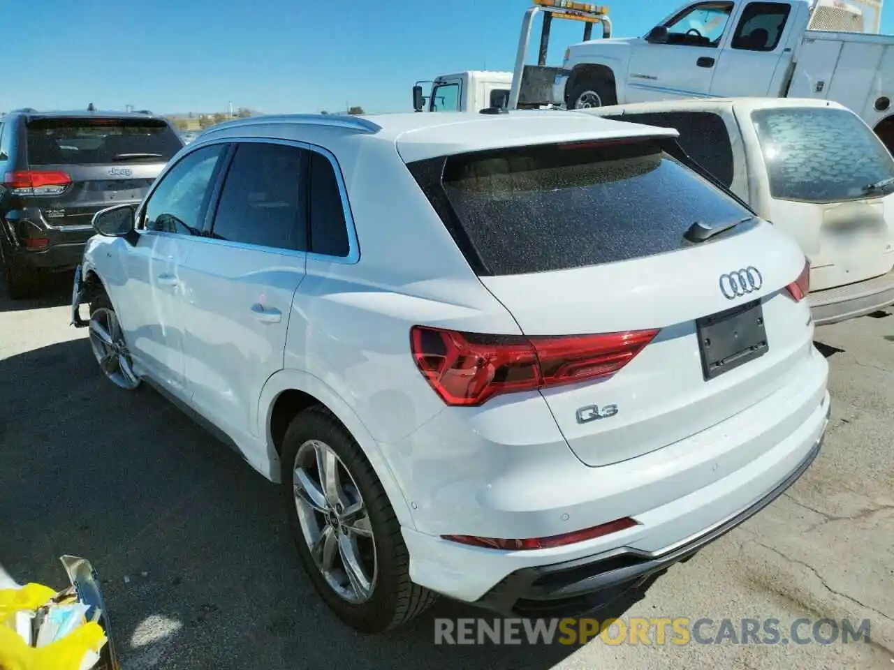 3 Фотография поврежденного автомобиля WA1EECF32M1101531 AUDI Q3 2021