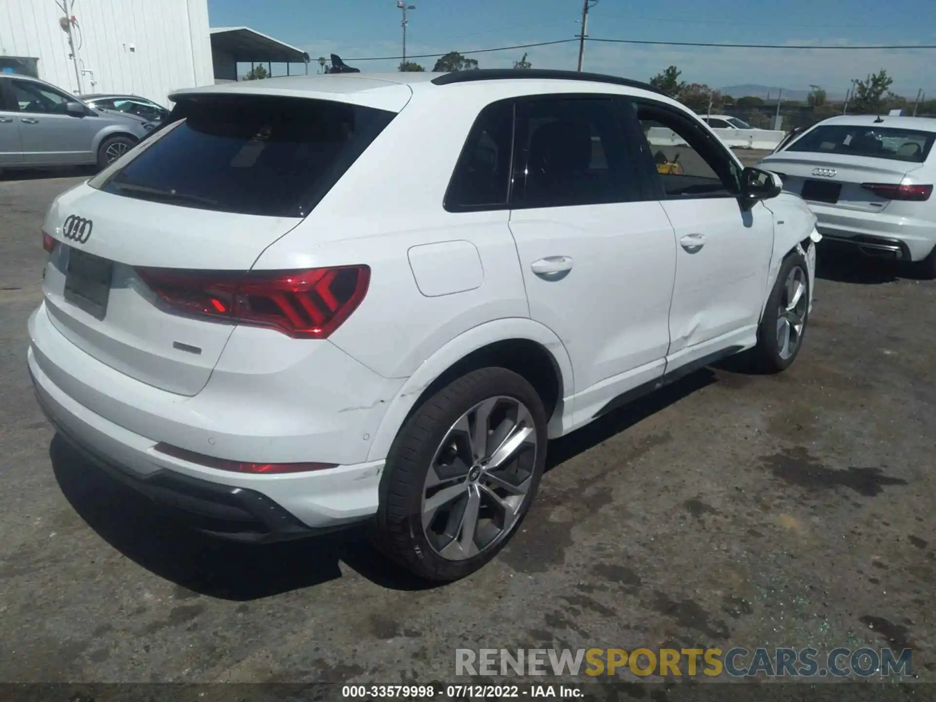 4 Фотография поврежденного автомобиля WA1EECF33M1085923 AUDI Q3 2021