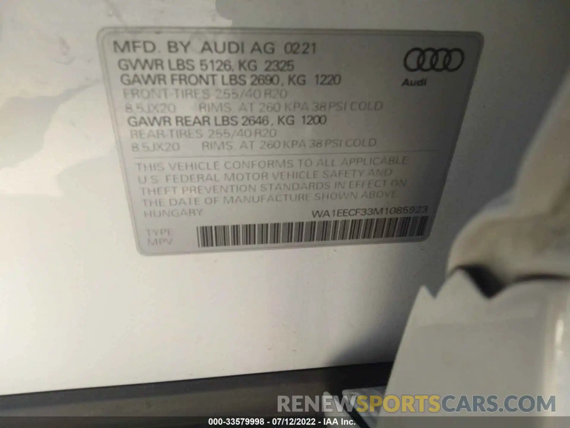 9 Photograph of a damaged car WA1EECF33M1085923 AUDI Q3 2021