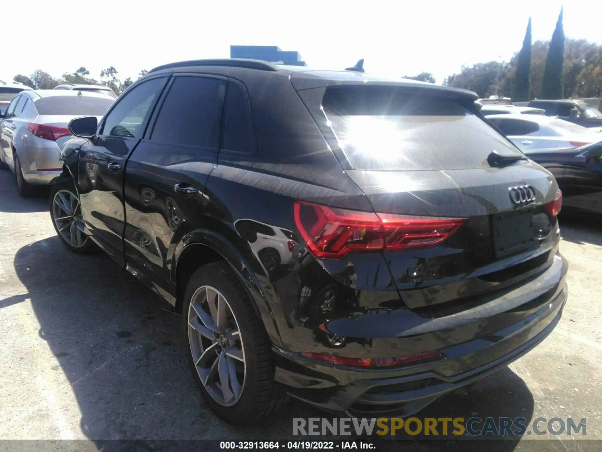 3 Photograph of a damaged car WA1EECF34M1108920 AUDI Q3 2021