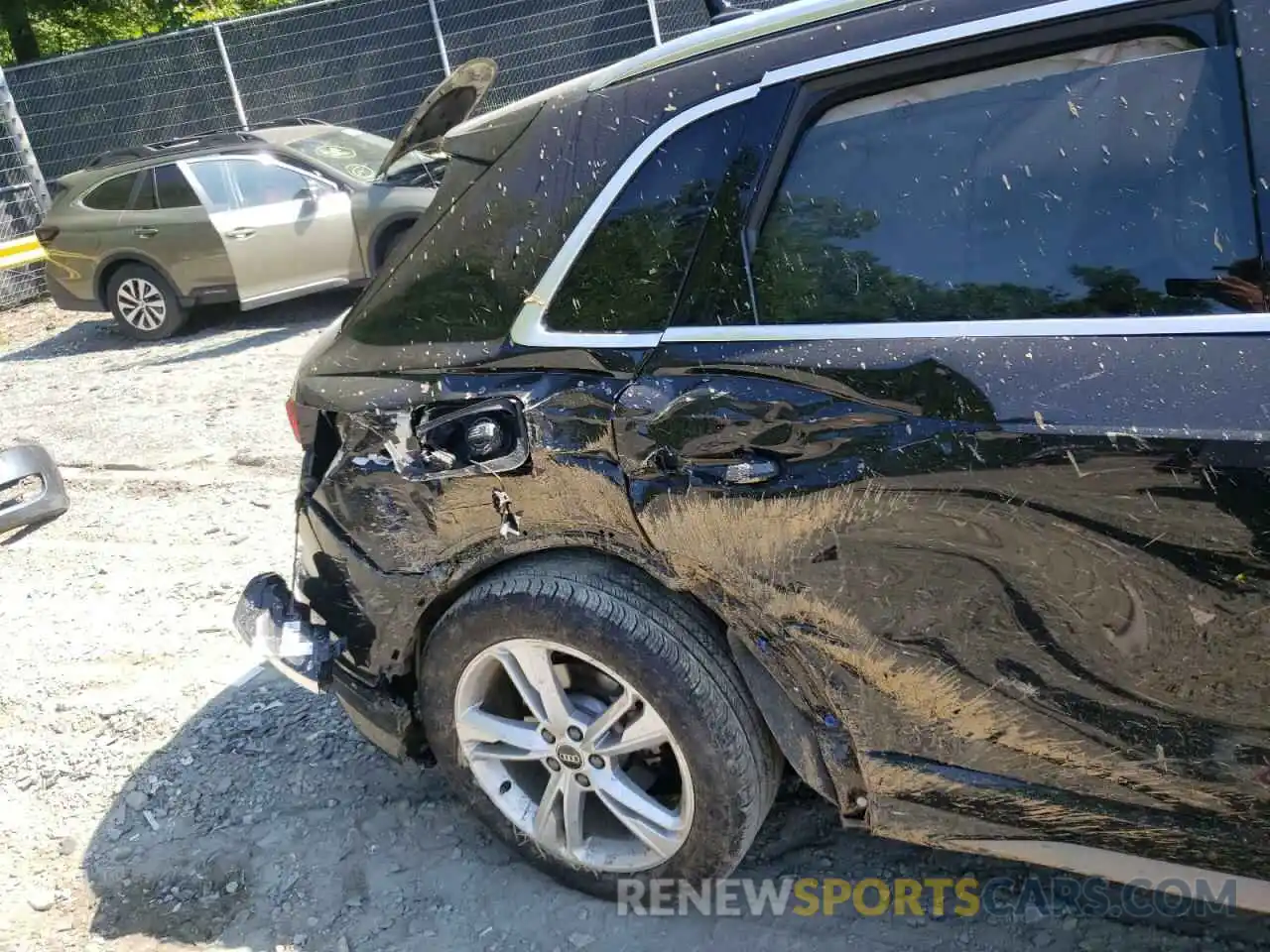 9 Photograph of a damaged car WA1EECF34M1111204 AUDI Q3 2021