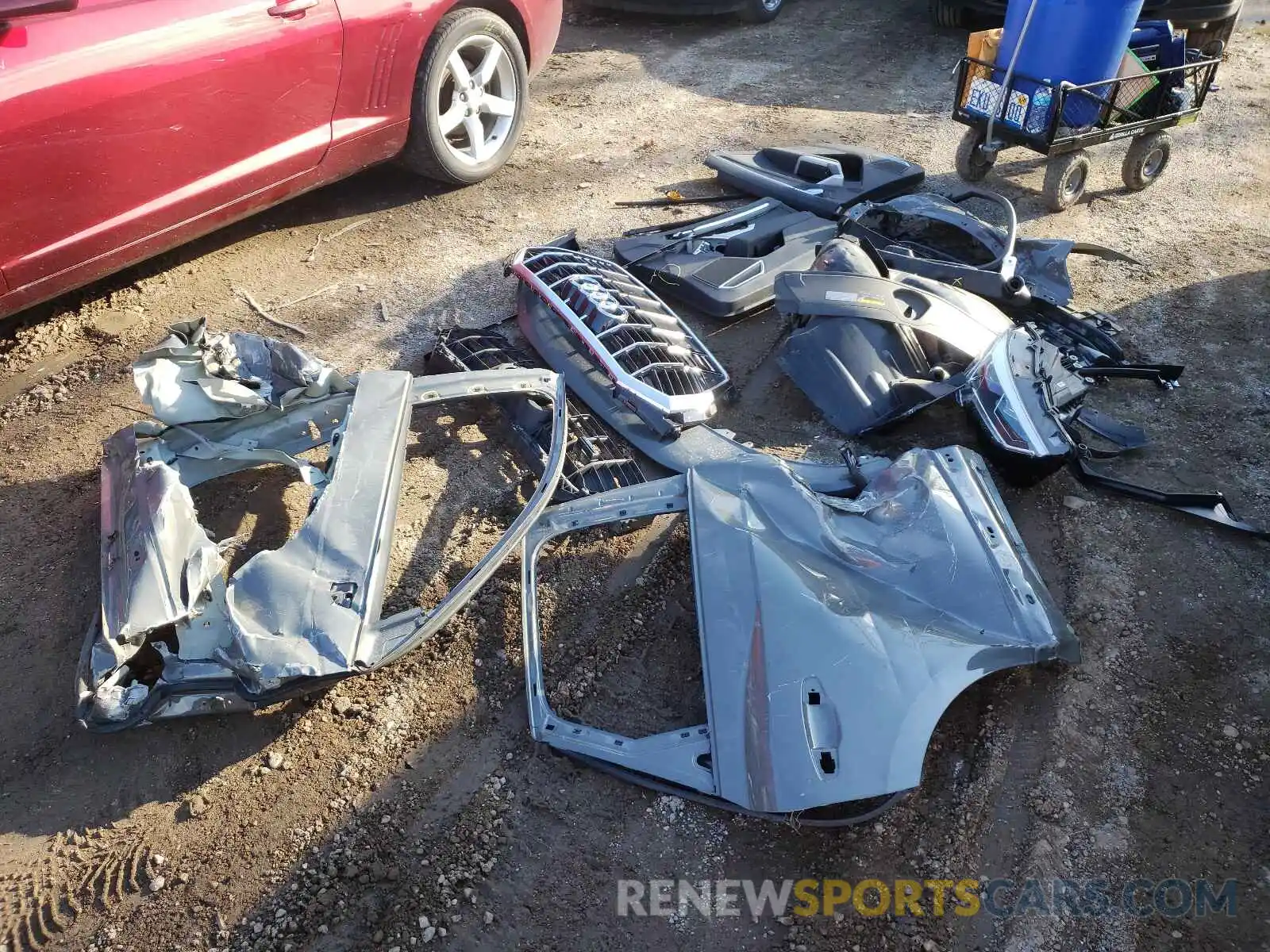 9 Photograph of a damaged car WA1EECF36M1017938 AUDI Q3 2021