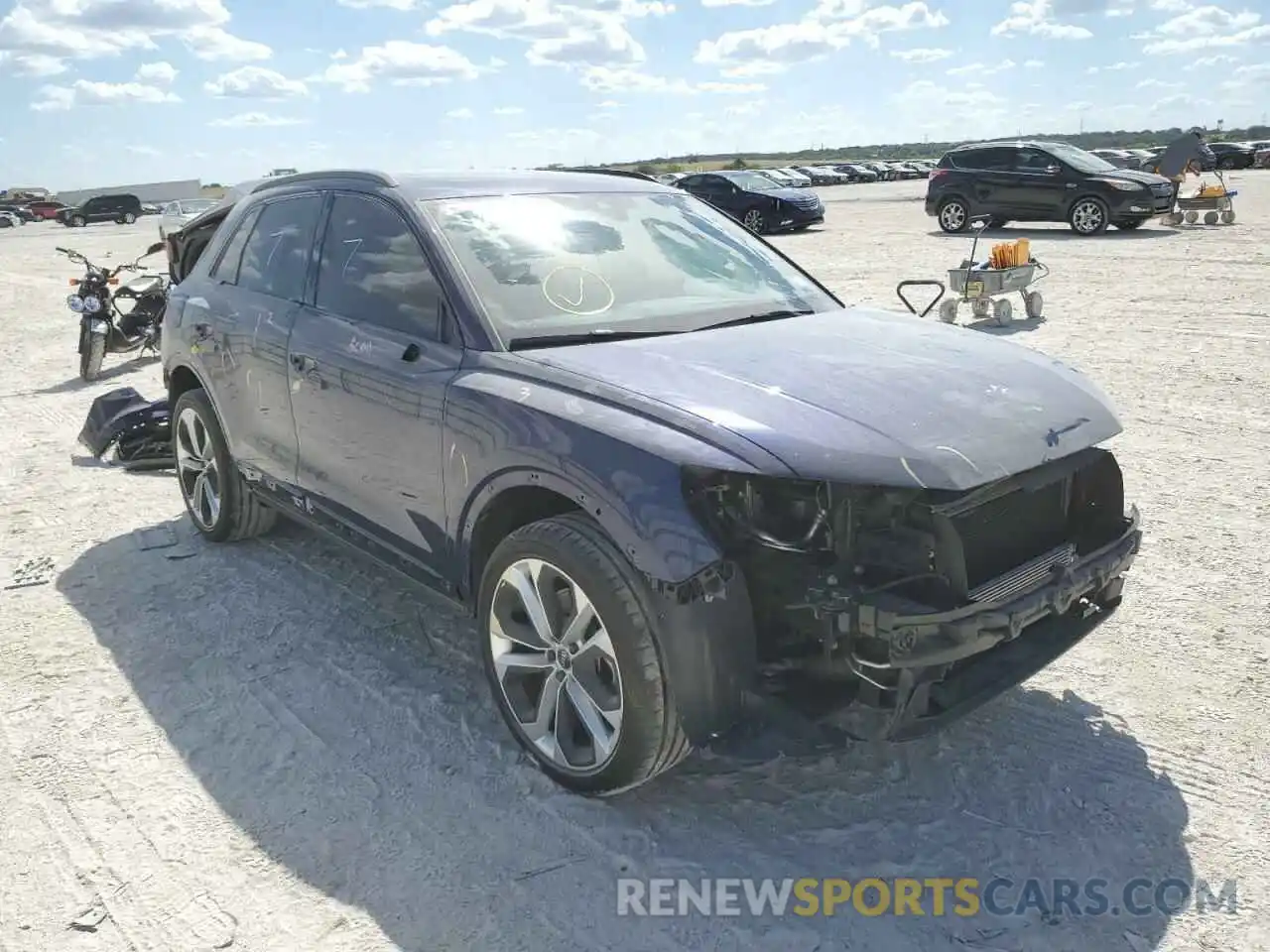 1 Photograph of a damaged car WA1EECF36M1023187 AUDI Q3 2021