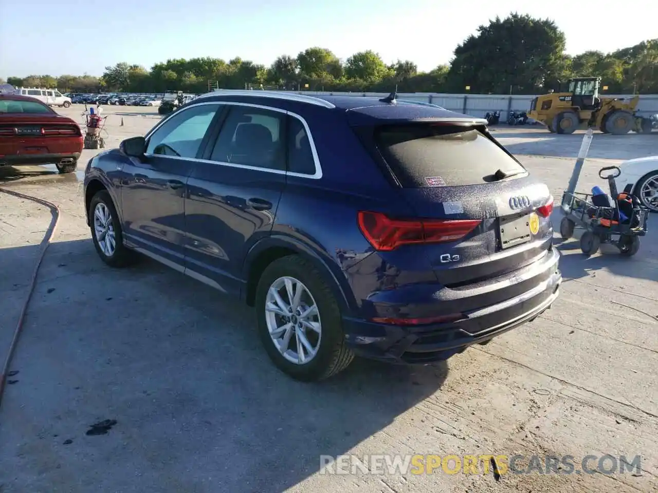 3 Фотография поврежденного автомобиля WA1EECF36M1024341 AUDI Q3 2021