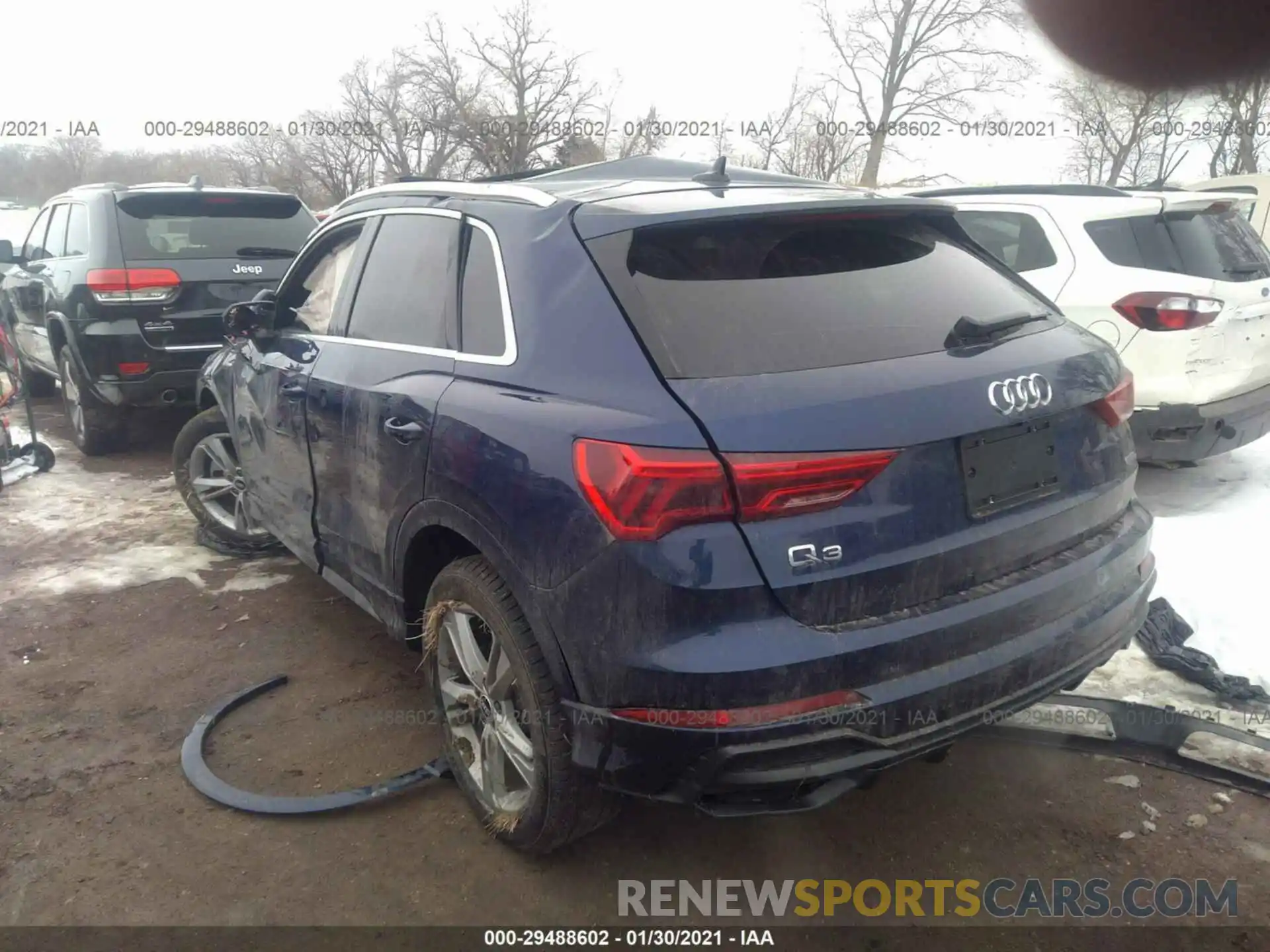 3 Фотография поврежденного автомобиля WA1EECF36M1035422 AUDI Q3 2021