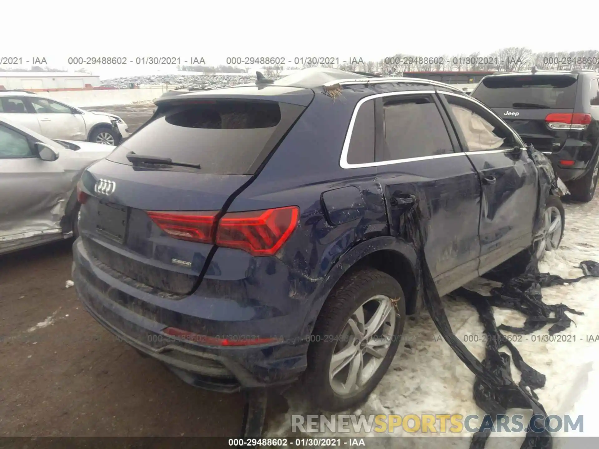 4 Фотография поврежденного автомобиля WA1EECF36M1035422 AUDI Q3 2021