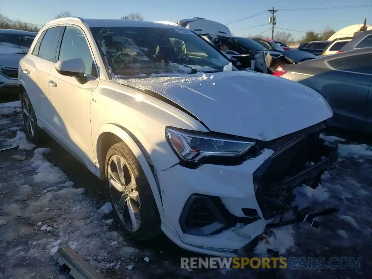 1 Photograph of a damaged car WA1EECF36M1046405 AUDI Q3 2021