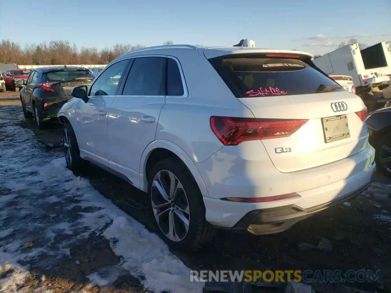 3 Photograph of a damaged car WA1EECF36M1046405 AUDI Q3 2021