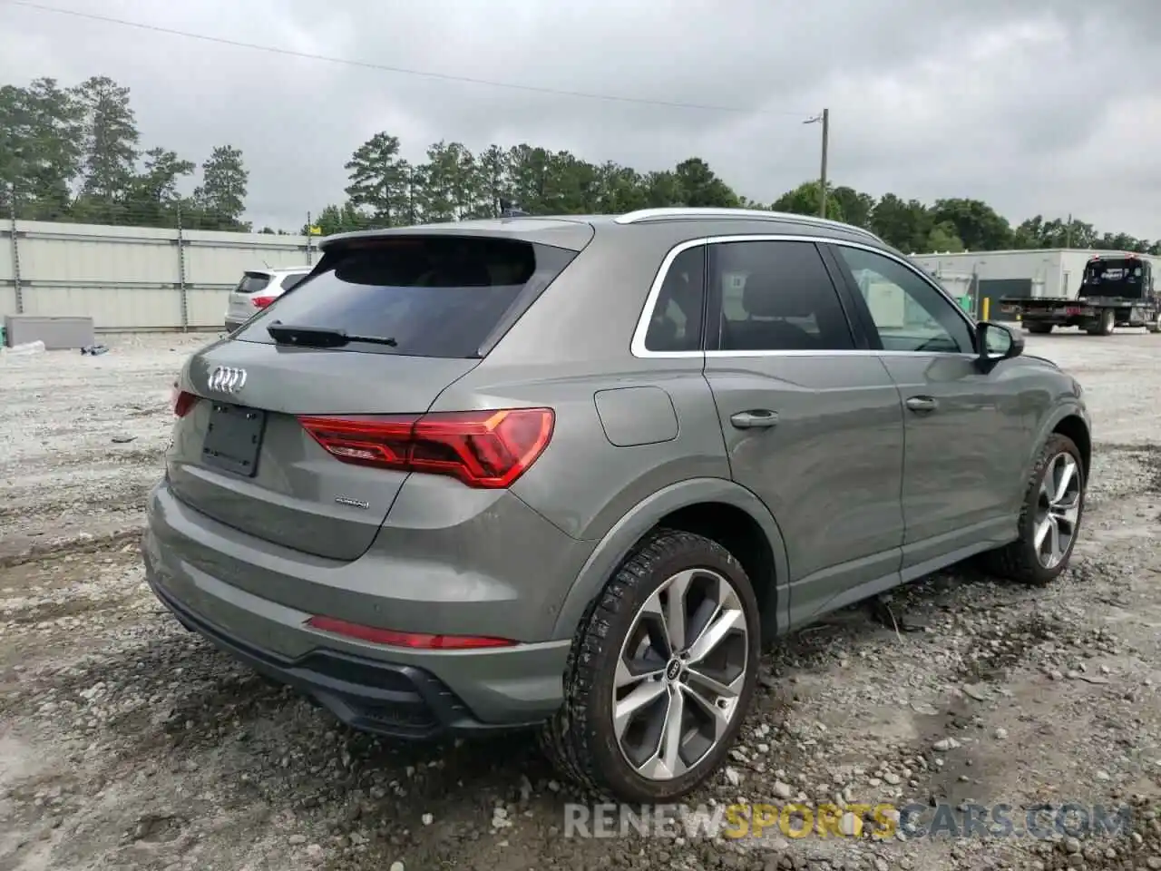 4 Фотография поврежденного автомобиля WA1EECF36M1050356 AUDI Q3 2021