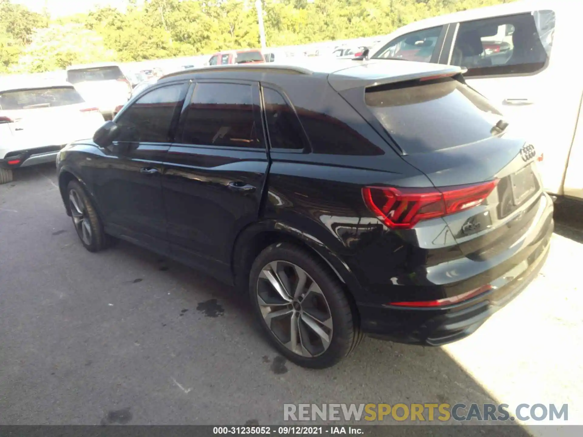 3 Фотография поврежденного автомобиля WA1EECF36M1091196 AUDI Q3 2021