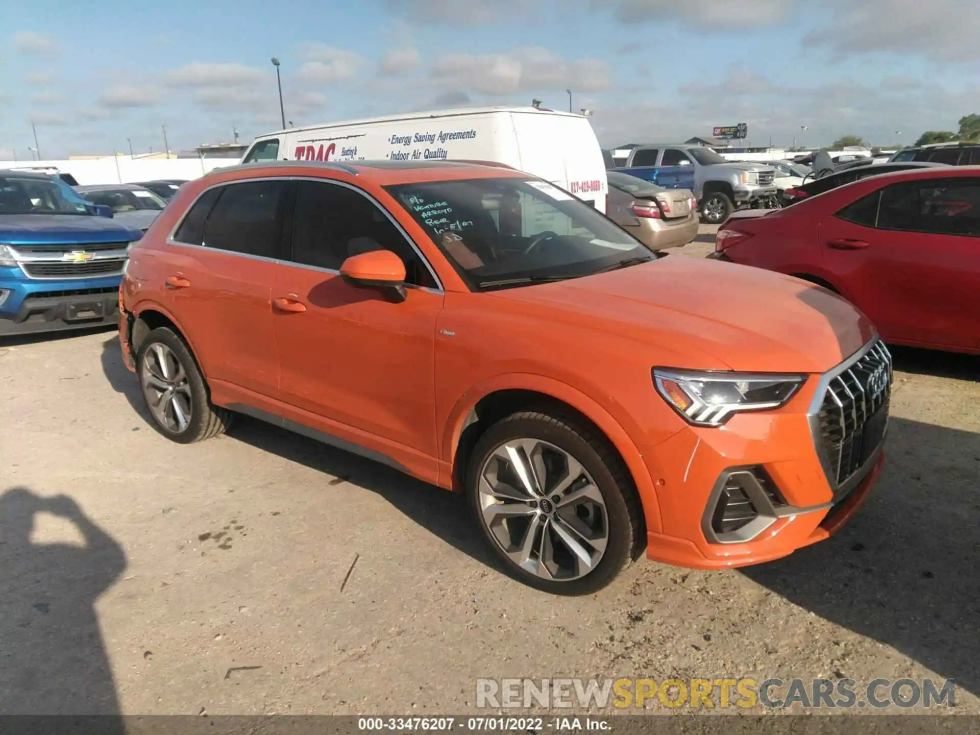 1 Photograph of a damaged car WA1EECF36M1111494 AUDI Q3 2021