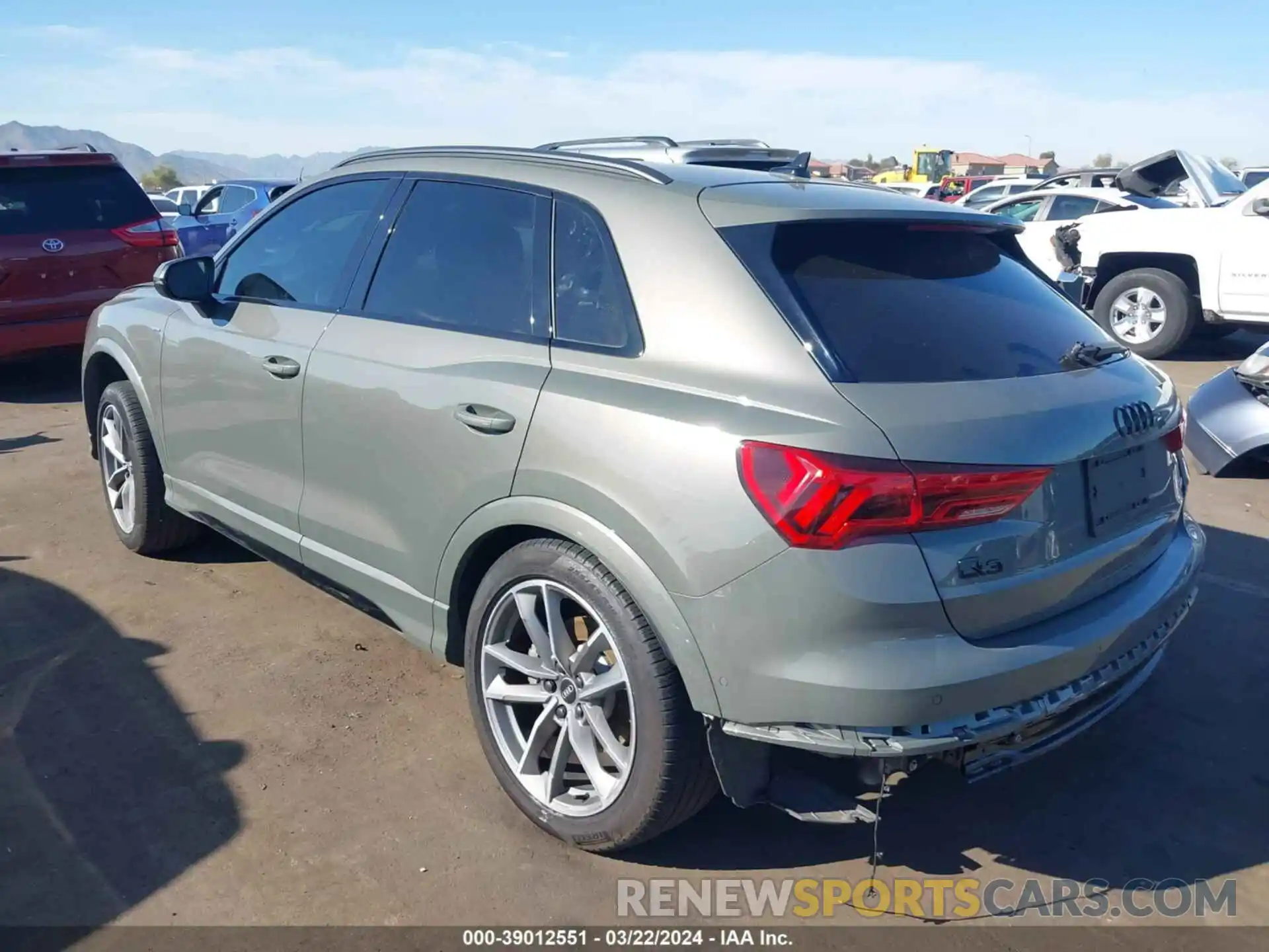 3 Фотография поврежденного автомобиля WA1EECF36M1127629 AUDI Q3 2021