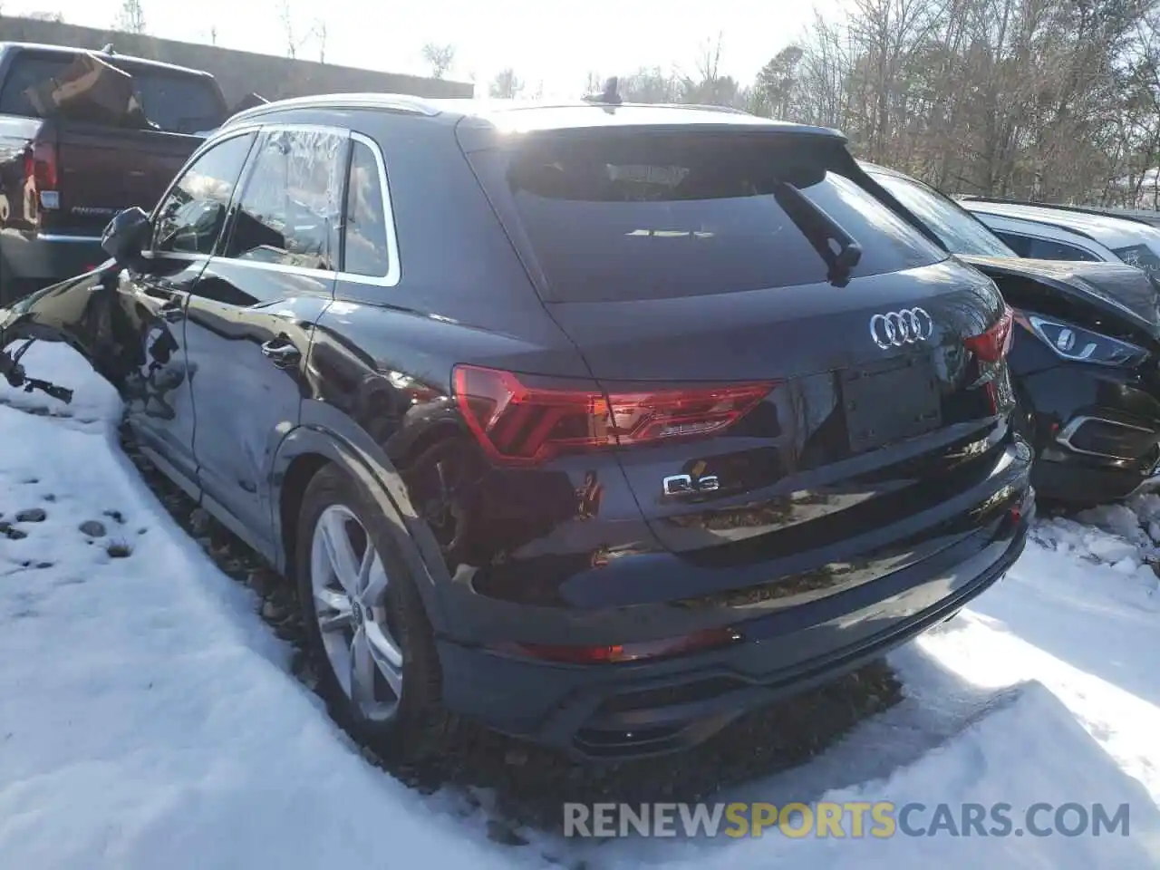 3 Фотография поврежденного автомобиля WA1EECF37M1141572 AUDI Q3 2021