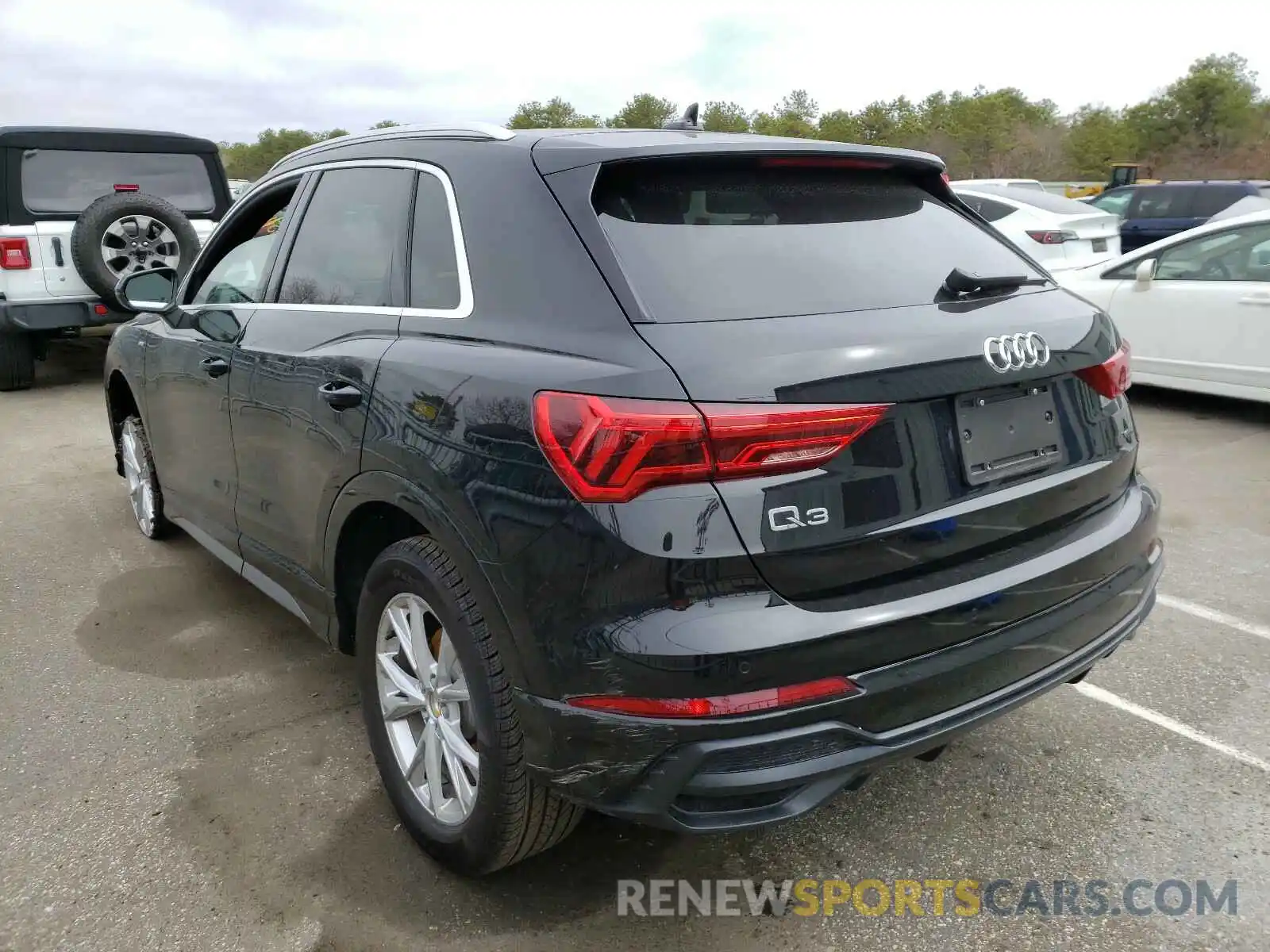 3 Photograph of a damaged car WA1EECF38M1045823 AUDI Q3 2021