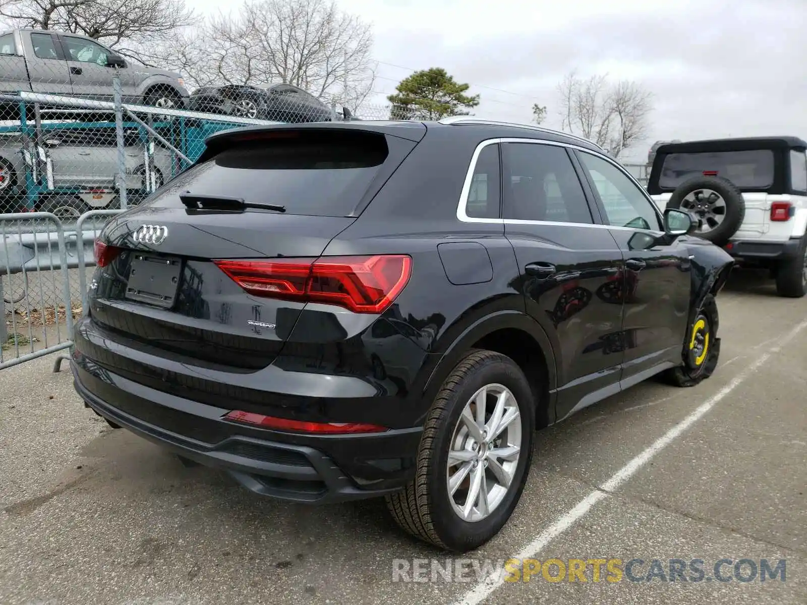 4 Фотография поврежденного автомобиля WA1EECF38M1045823 AUDI Q3 2021