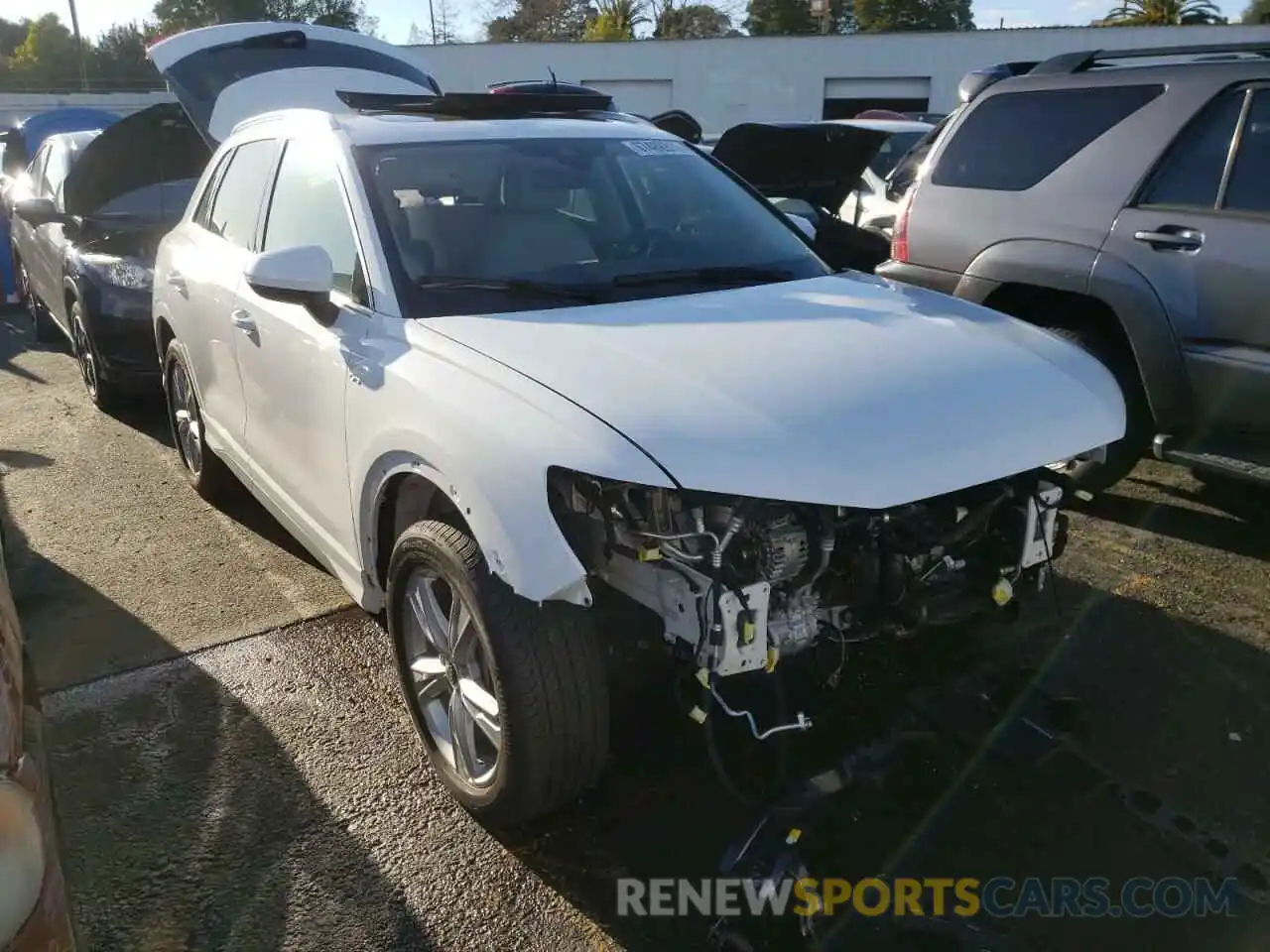 1 Photograph of a damaged car WA1EECF38M1061455 AUDI Q3 2021