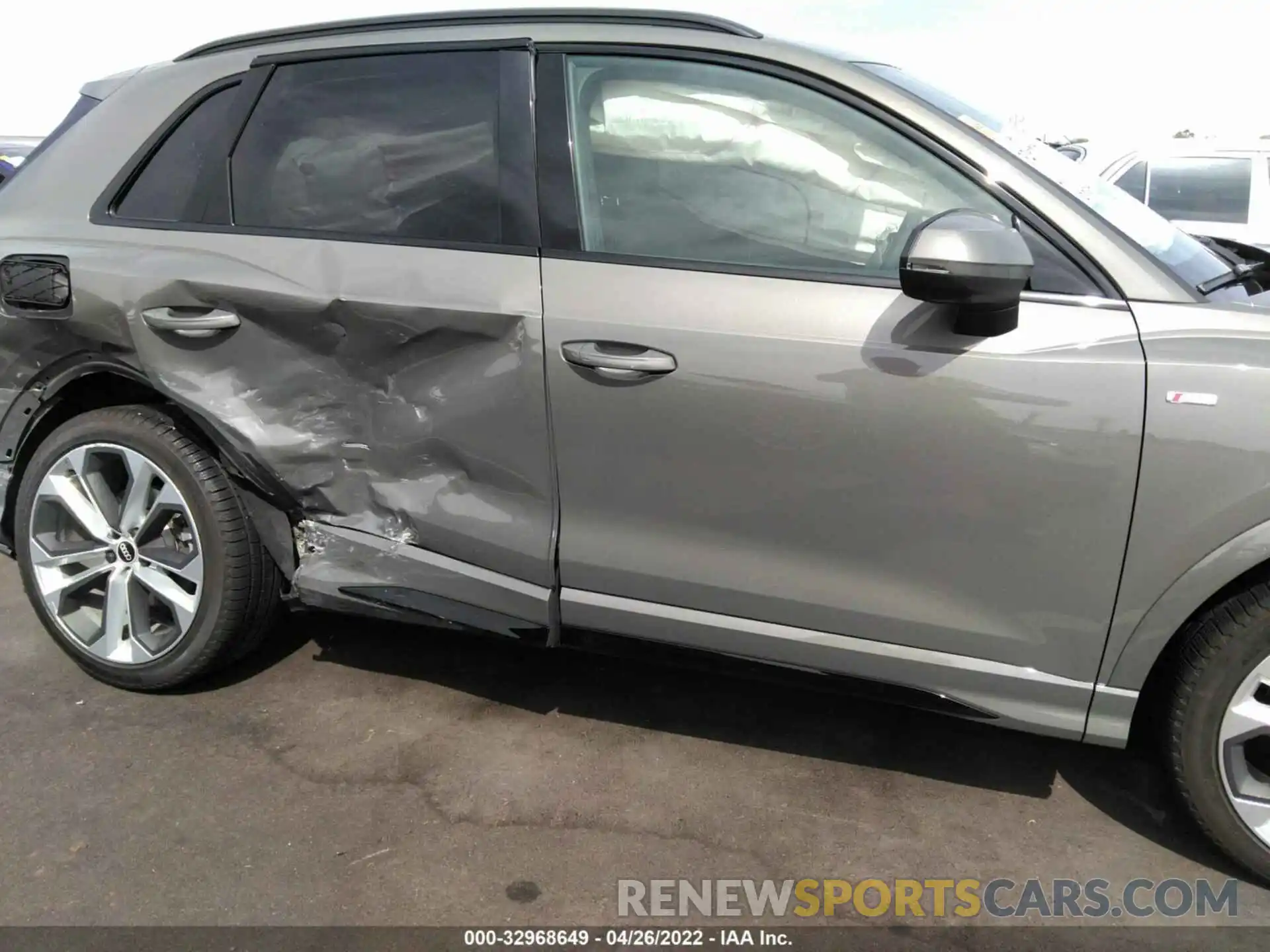 6 Photograph of a damaged car WA1EECF39M1053025 AUDI Q3 2021