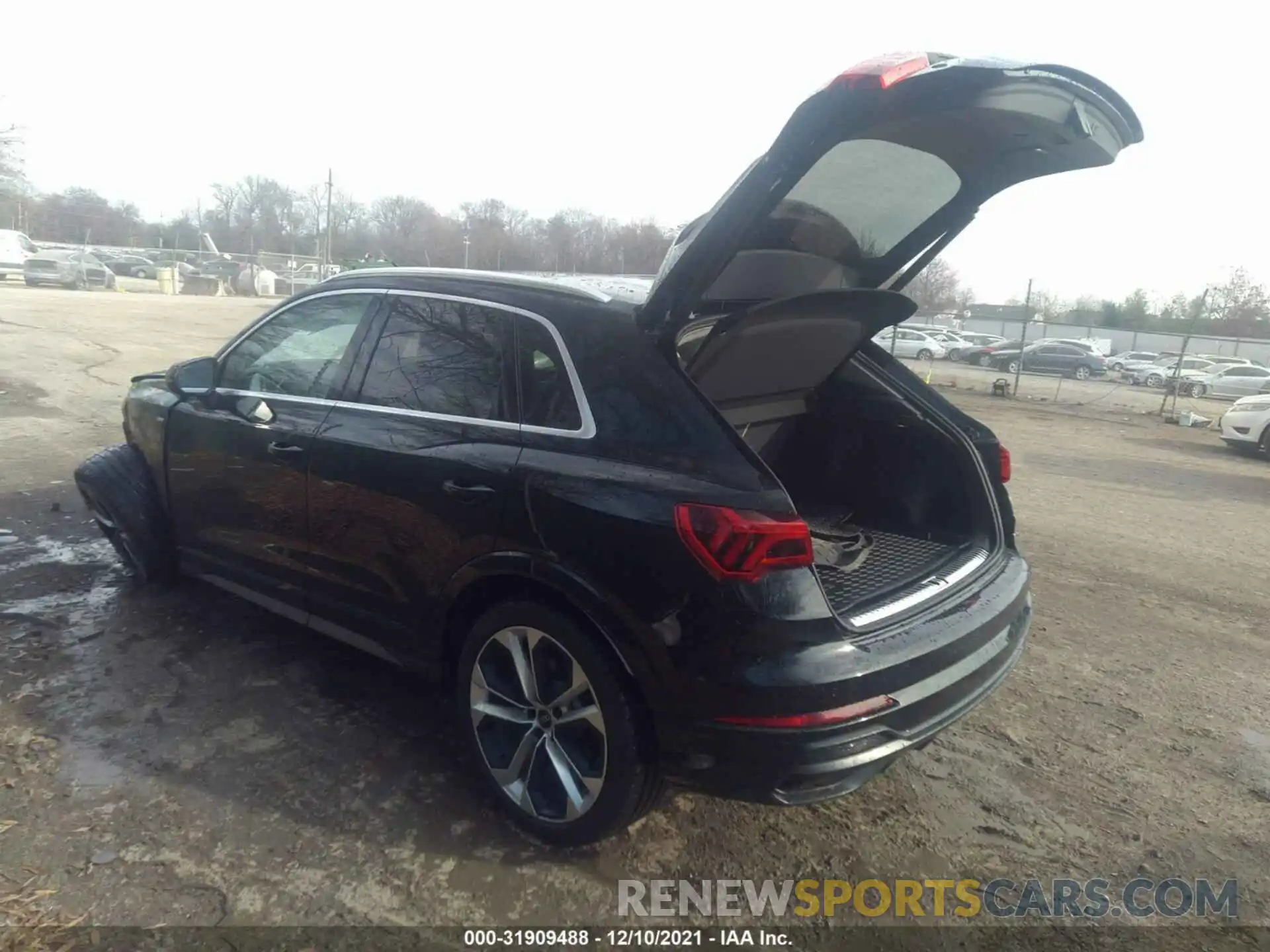 3 Photograph of a damaged car WA1EECF39M1116429 AUDI Q3 2021