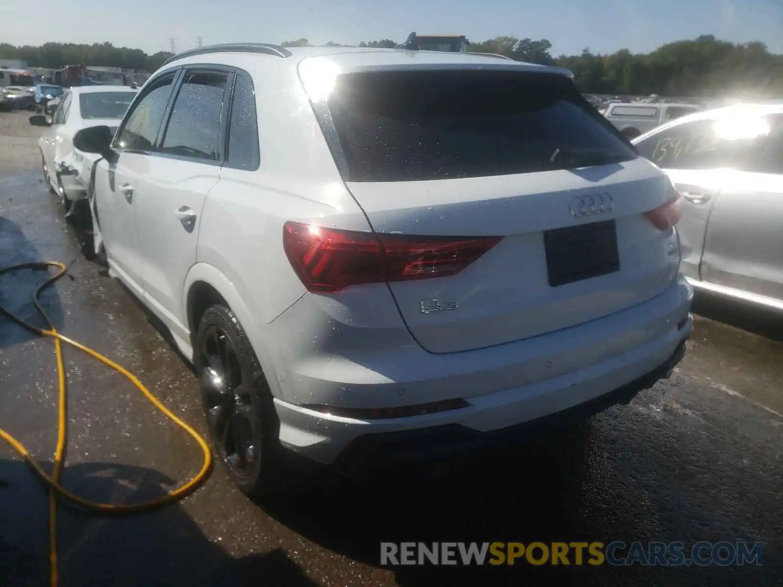 3 Photograph of a damaged car WA1EECF3XM1004075 AUDI Q3 2021