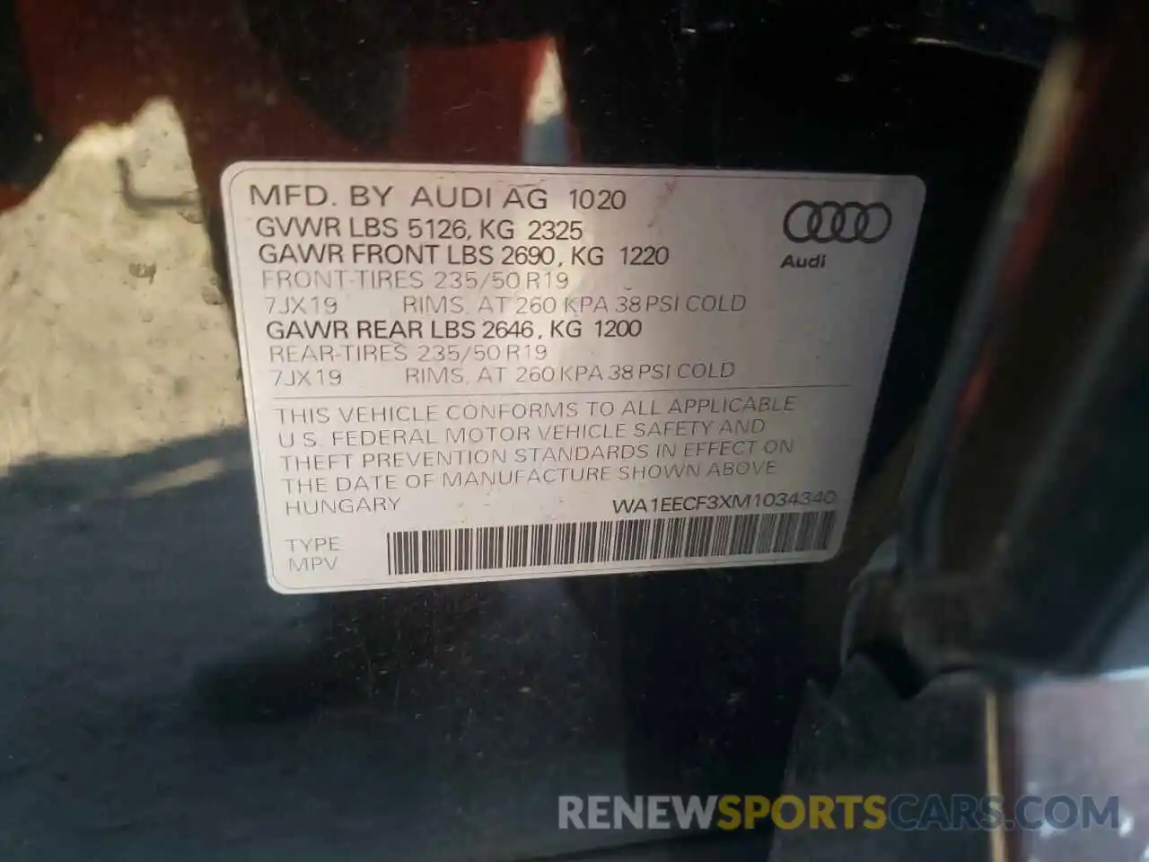 10 Photograph of a damaged car WA1EECF3XM1034340 AUDI Q3 2021