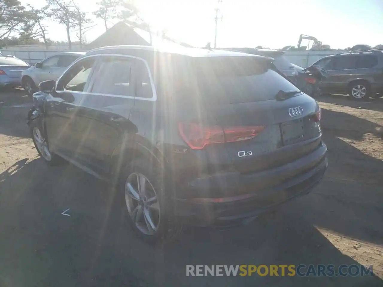 3 Photograph of a damaged car WA1EECF3XM1034340 AUDI Q3 2021