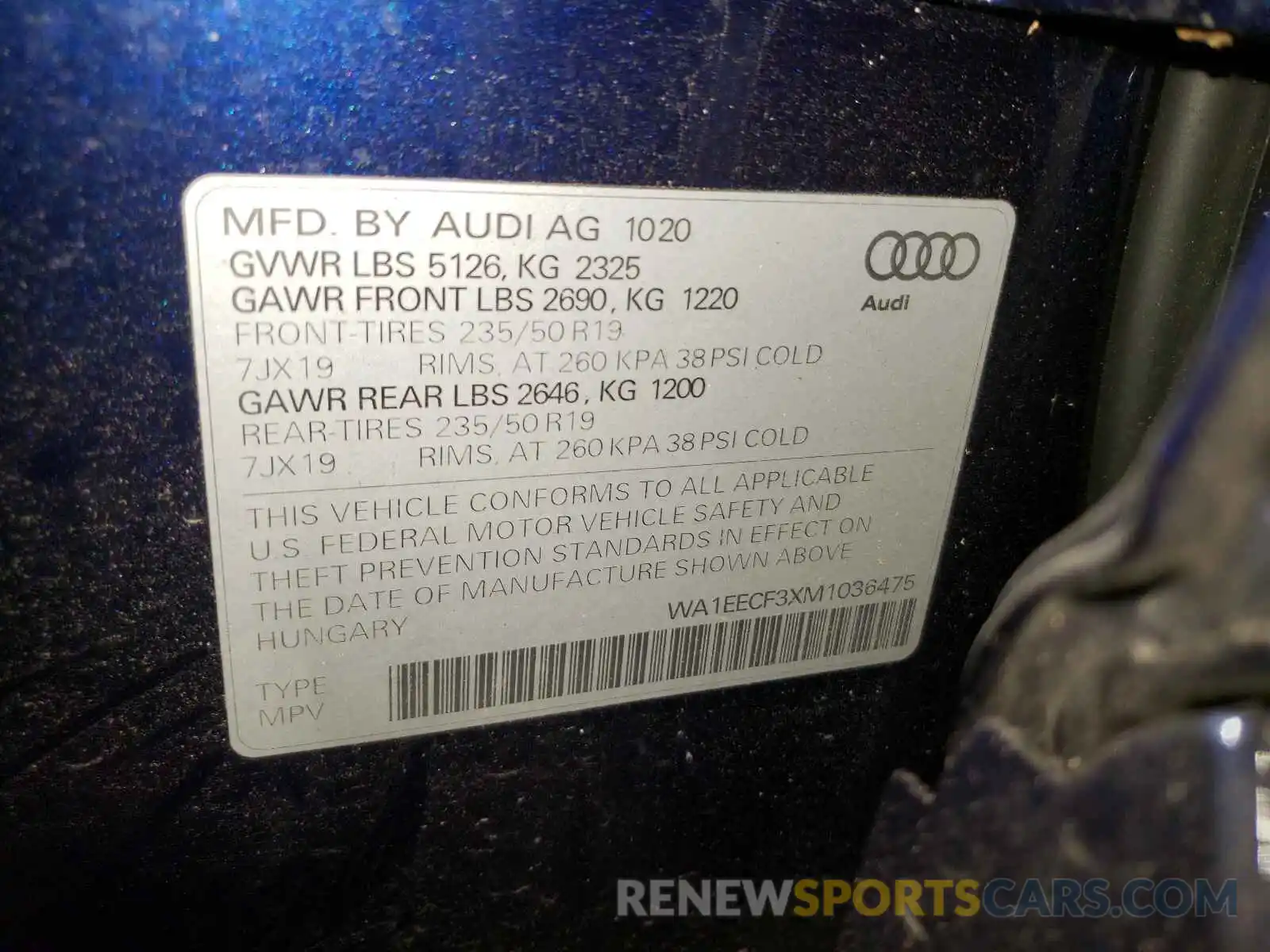 10 Photograph of a damaged car WA1EECF3XM1036475 AUDI Q3 2021