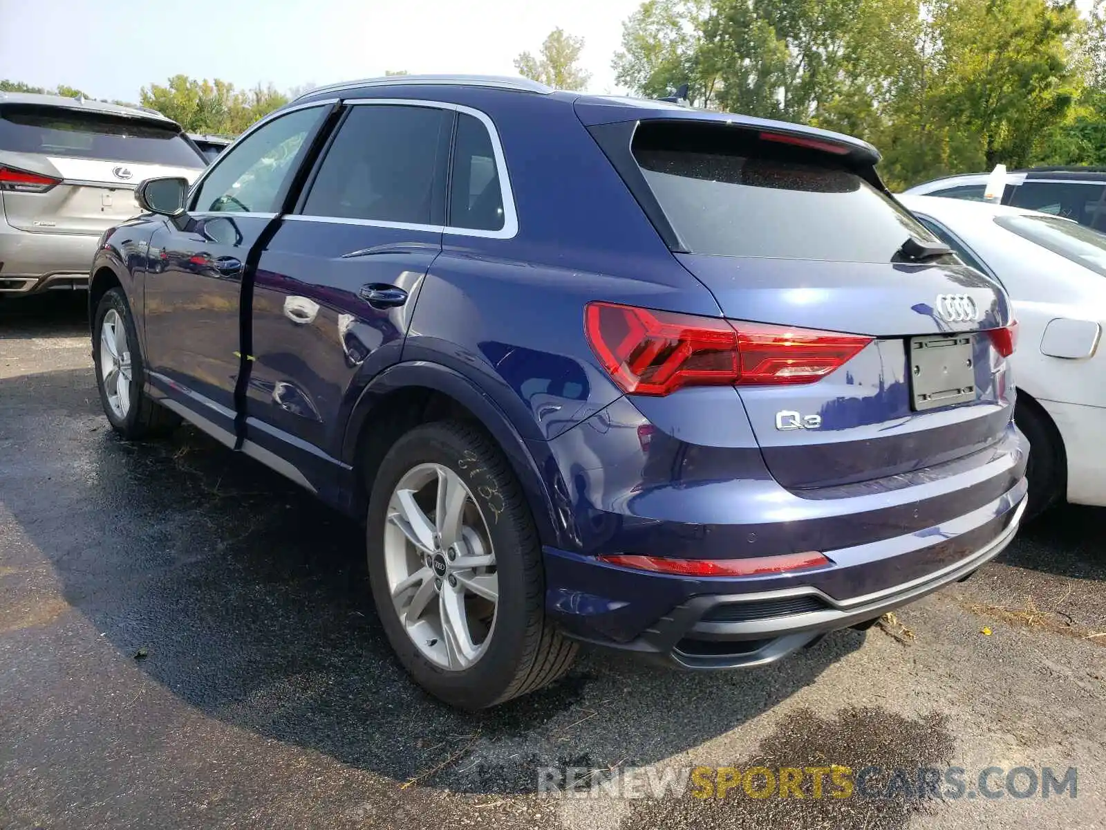 3 Фотография поврежденного автомобиля WA1EECF3XM1036475 AUDI Q3 2021