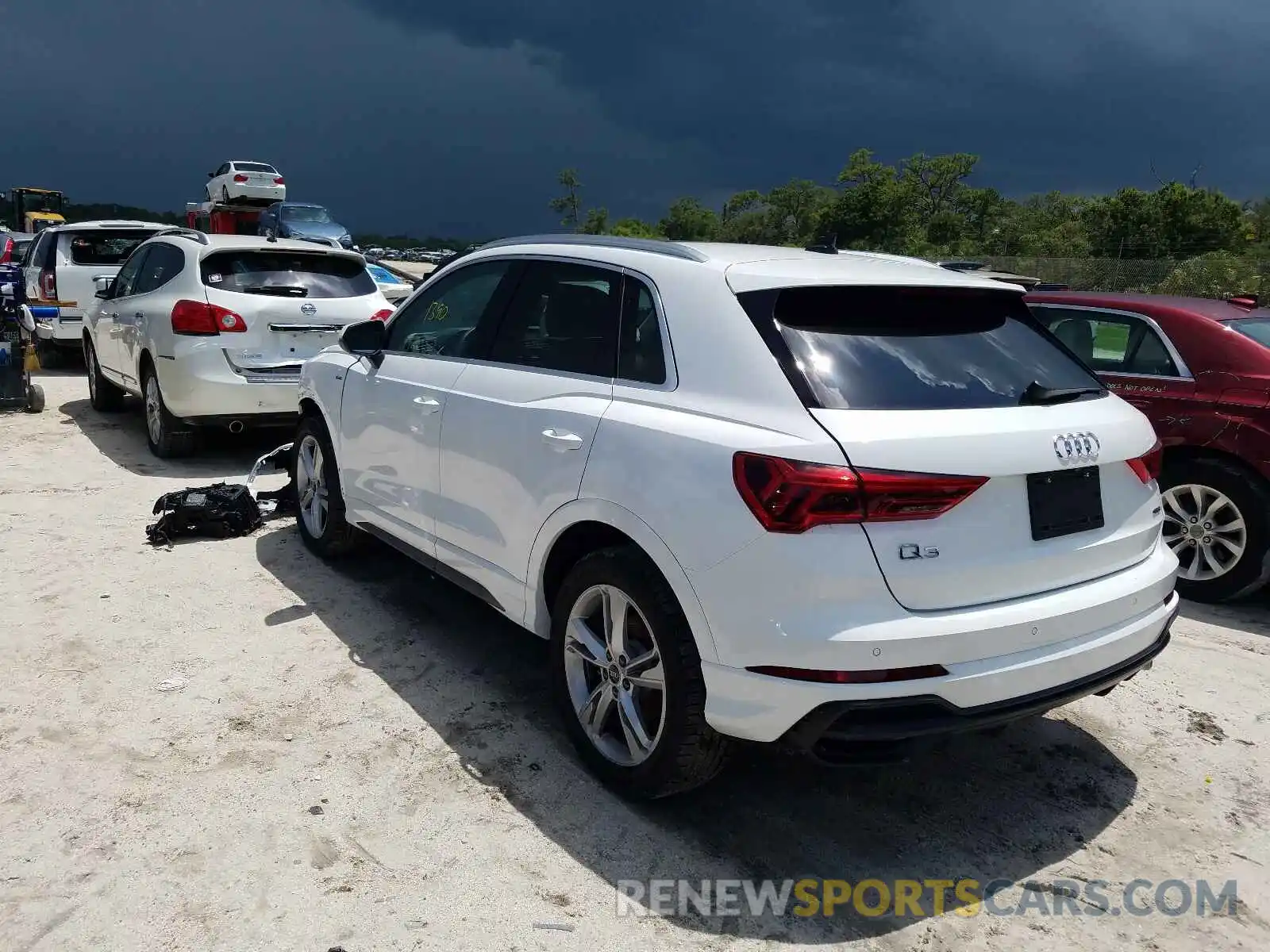 3 Photograph of a damaged car WA1EECF3XM1047444 AUDI Q3 2021