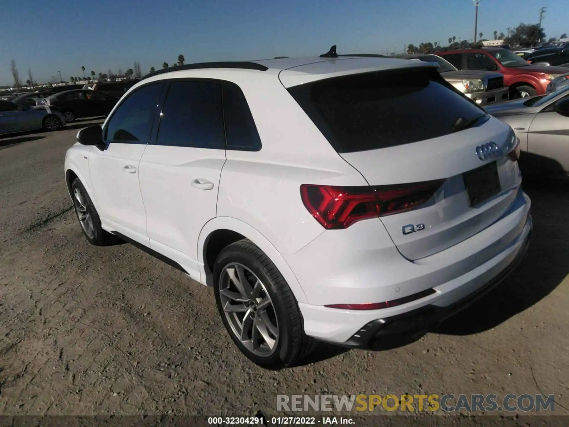 3 Photograph of a damaged car WA1EECF3XM1125480 AUDI Q3 2021