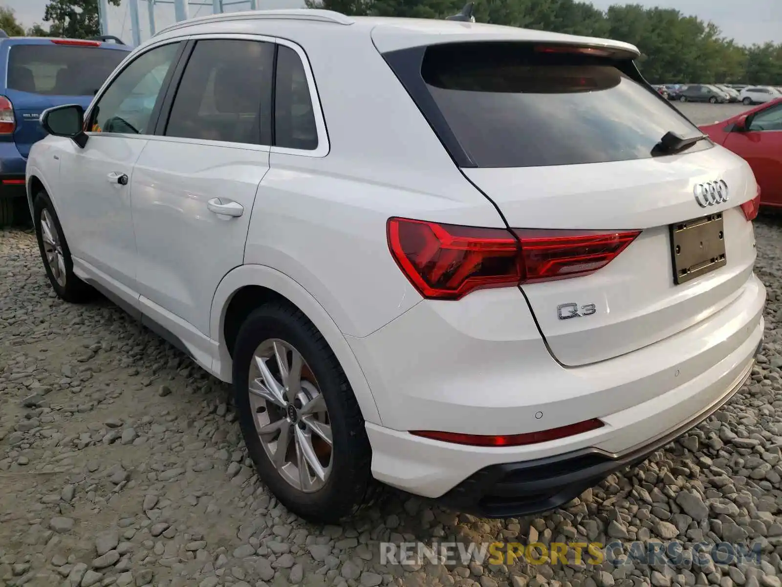 3 Фотография поврежденного автомобиля WA1EECF3XM1126404 AUDI Q3 2021