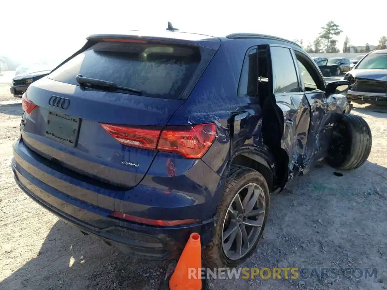 4 Фотография поврежденного автомобиля WA1EECF3XM1133353 AUDI Q3 2021