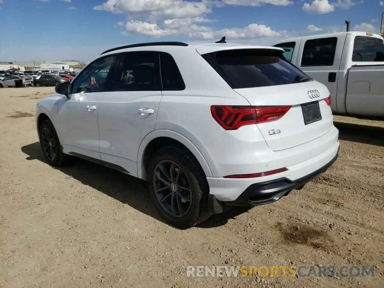 3 Photograph of a damaged car WA1FECF39M1126446 AUDI Q3 2021