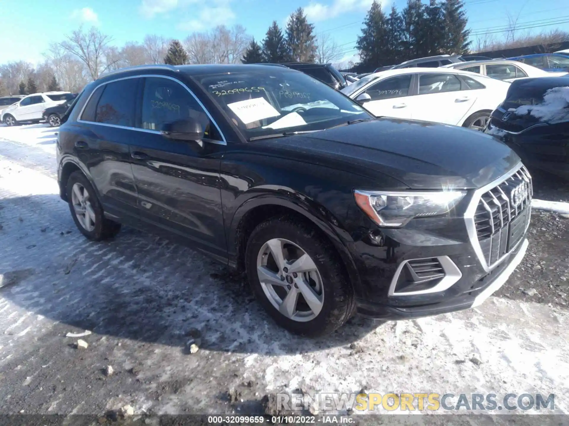 1 Photograph of a damaged car WA1AUCF30N1002371 AUDI Q3 2022