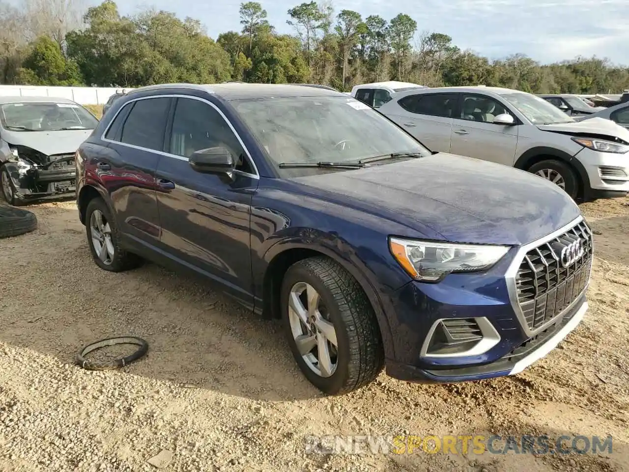 4 Photograph of a damaged car WA1AUCF30N1005111 AUDI Q3 2022