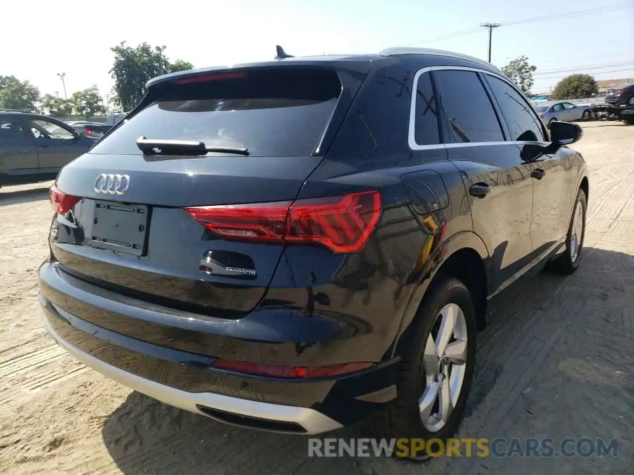 4 Фотография поврежденного автомобиля WA1AUCF33N1017186 AUDI Q3 2022