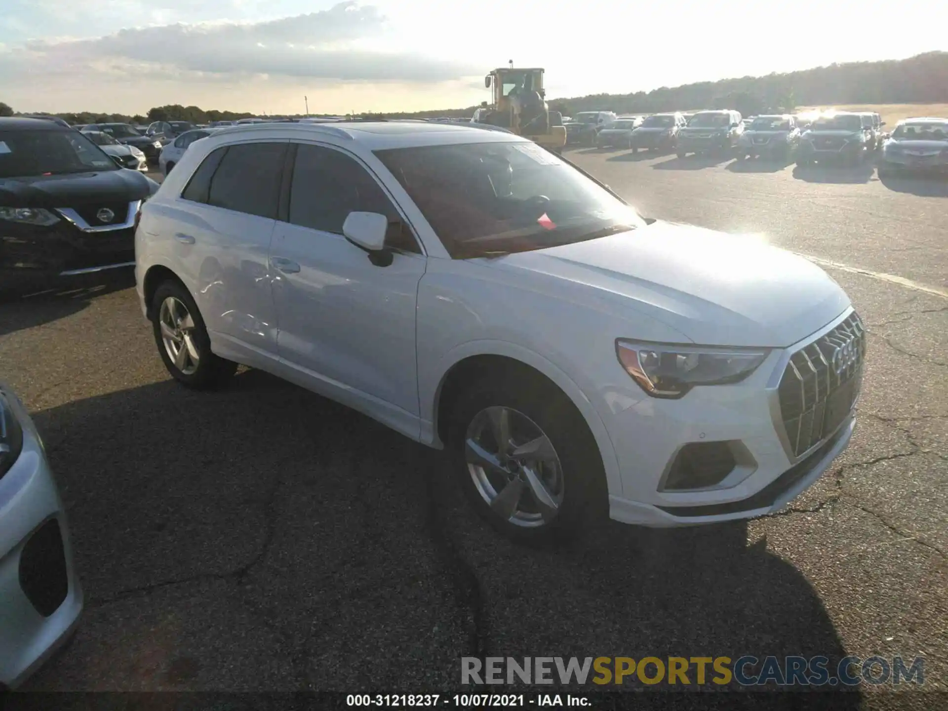 1 Photograph of a damaged car WA1AUCF34N1003409 AUDI Q3 2022