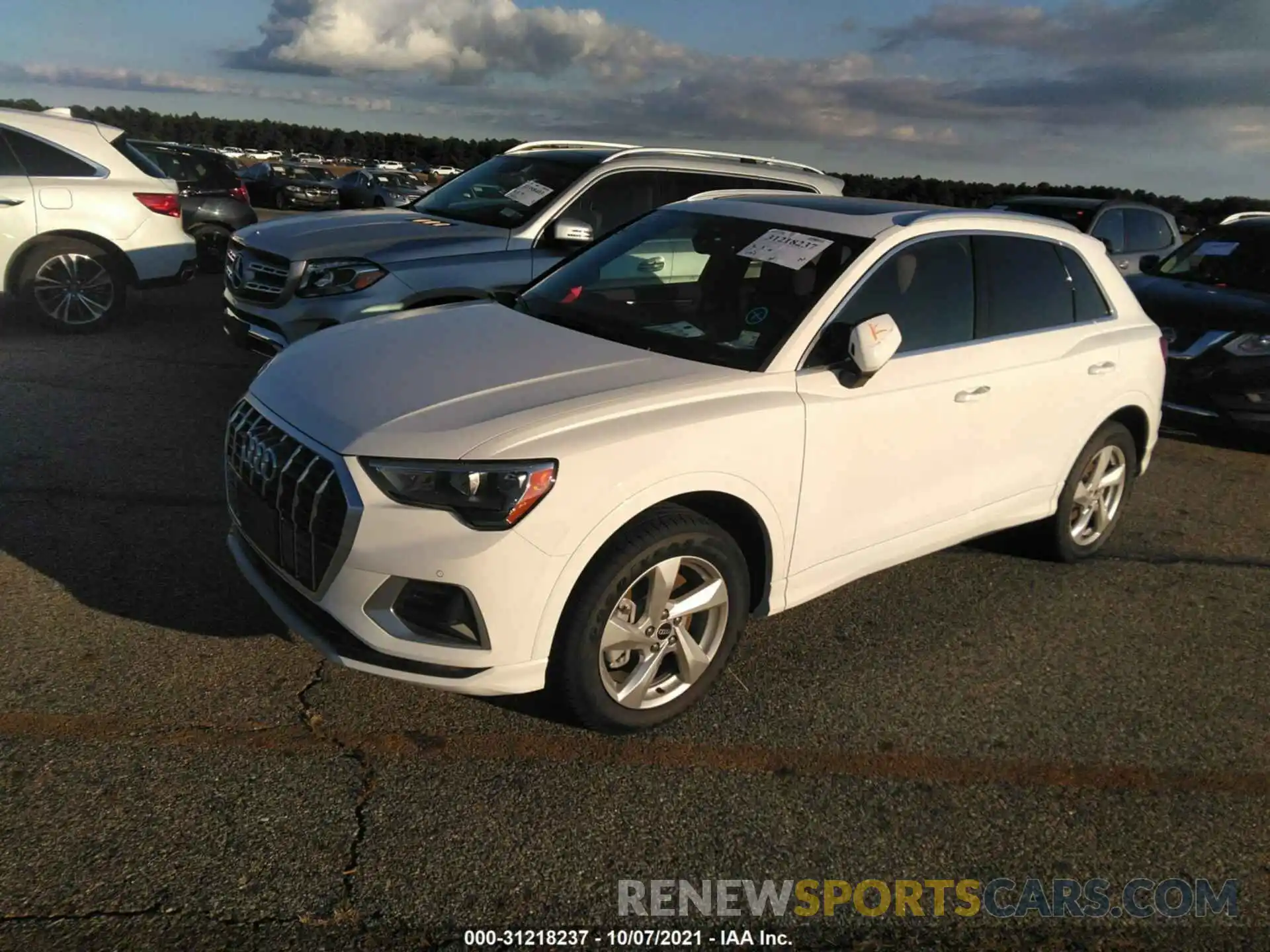 2 Photograph of a damaged car WA1AUCF34N1003409 AUDI Q3 2022