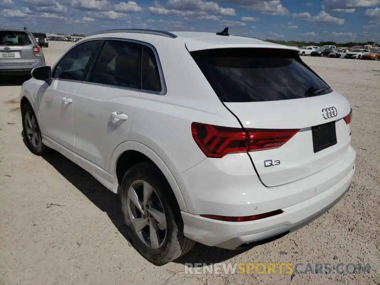 3 Фотография поврежденного автомобиля WA1AUCF37N1002853 AUDI Q3 2022